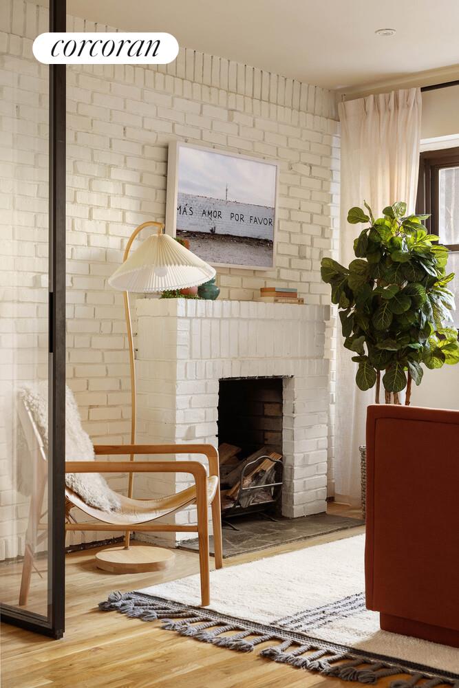 260 W 22ND Street 2