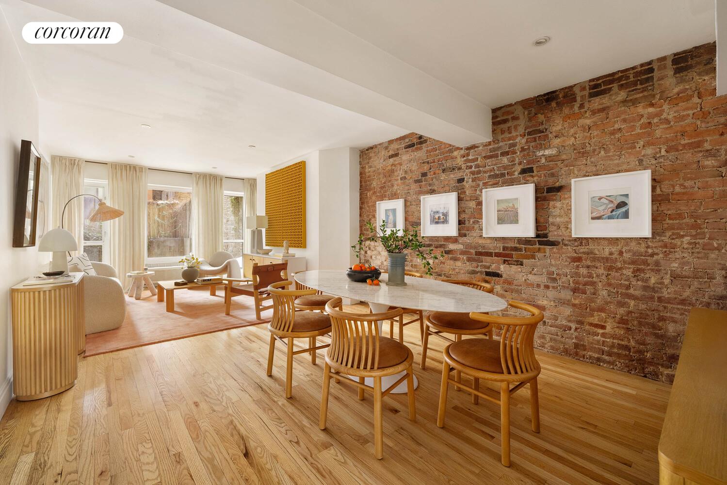 260 W 22ND Street 2