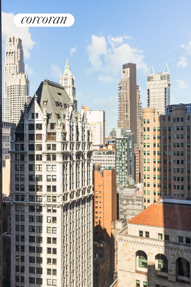 20 PINE Street 2705