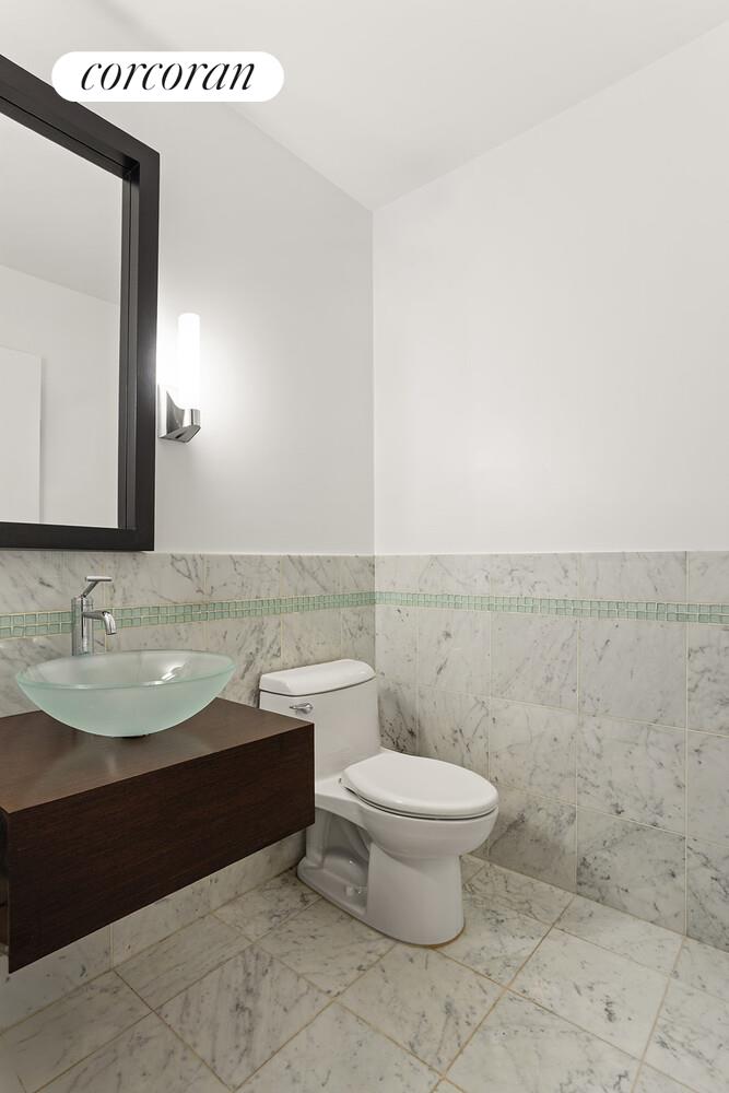 212 E 57TH Street 5B