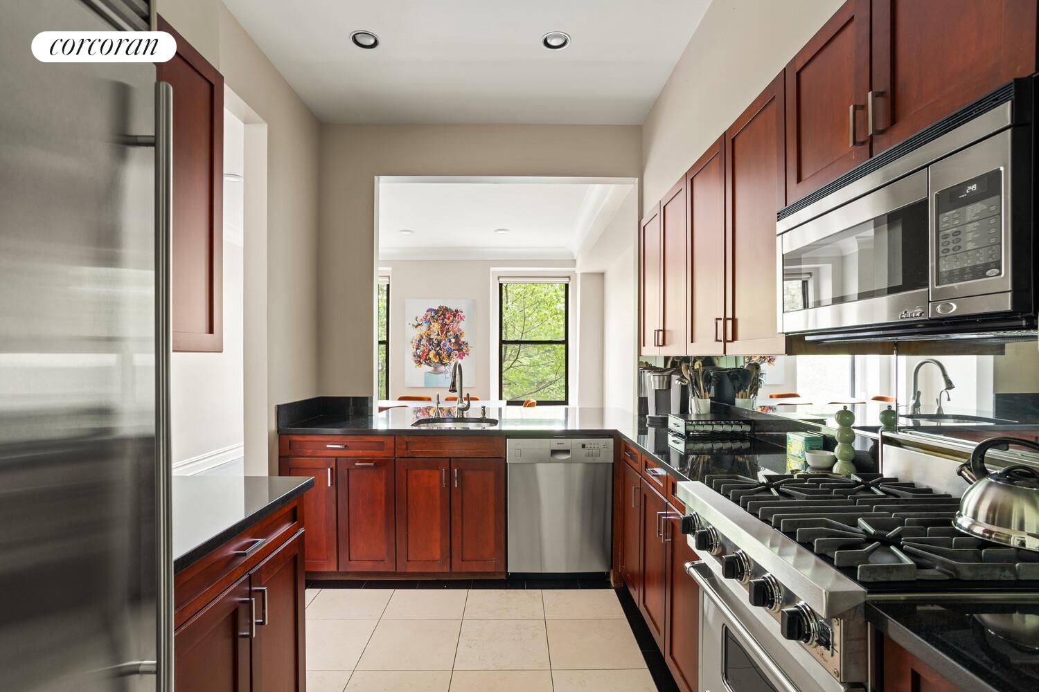 232 E 68TH Street