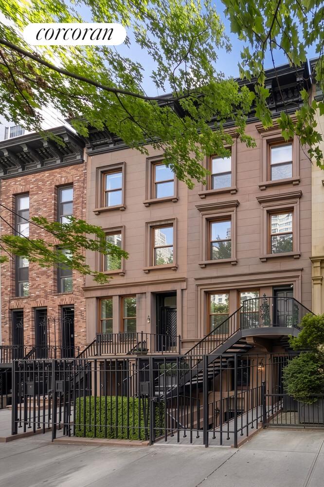 232 E 68TH Street