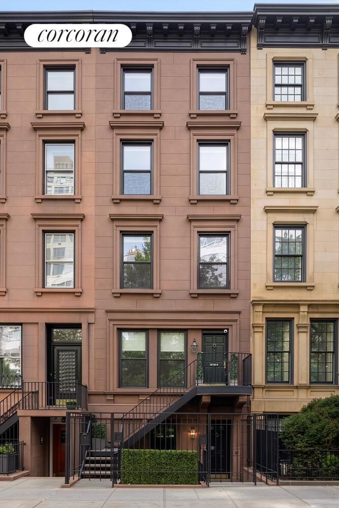 232 E 68TH Street
