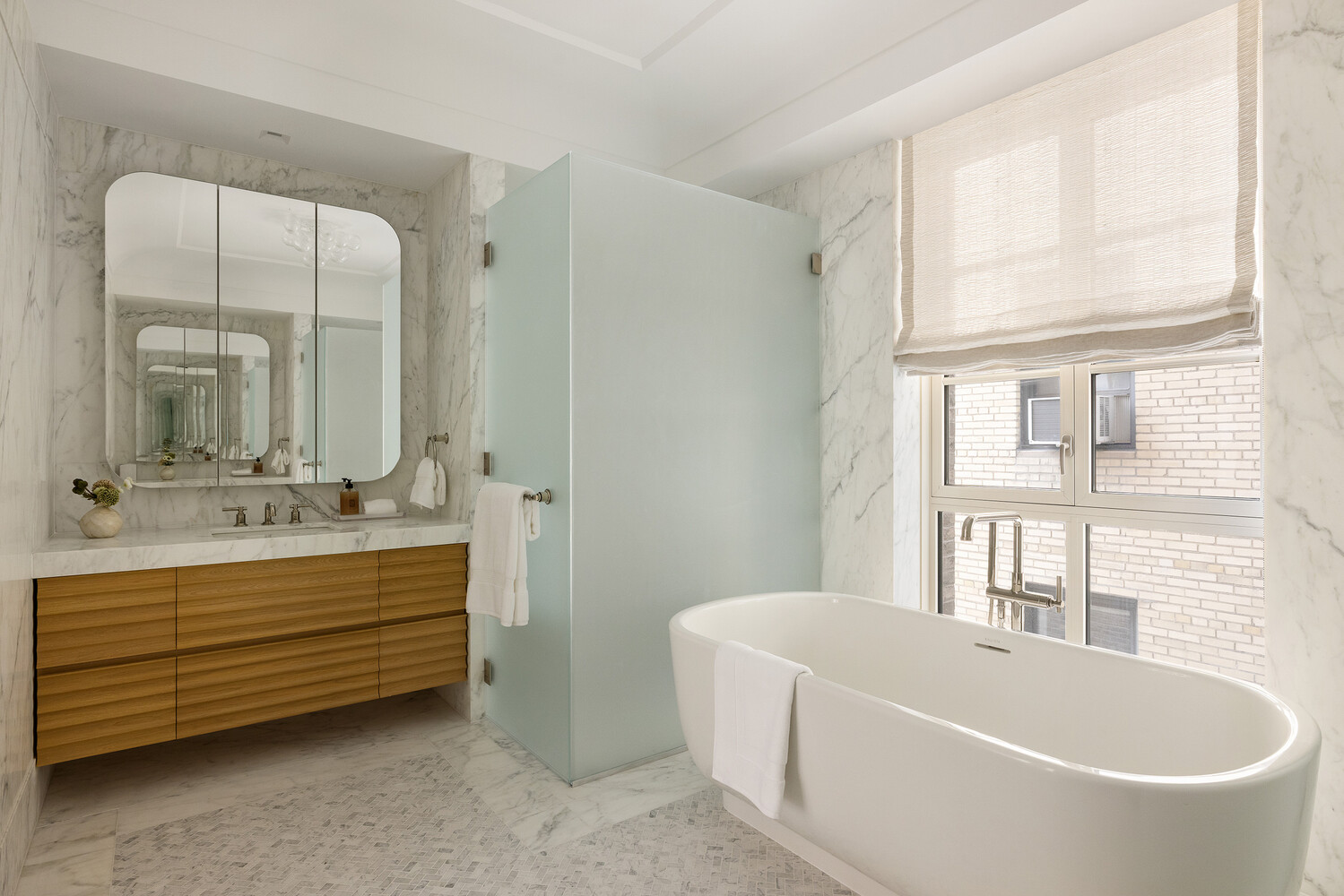 16 5TH Avenue 7