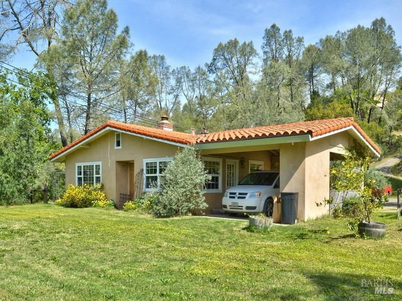 950 Canyon Rd