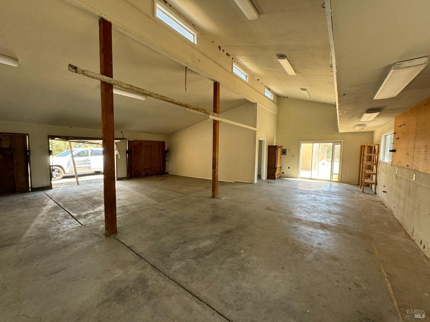 950 Canyon Rd