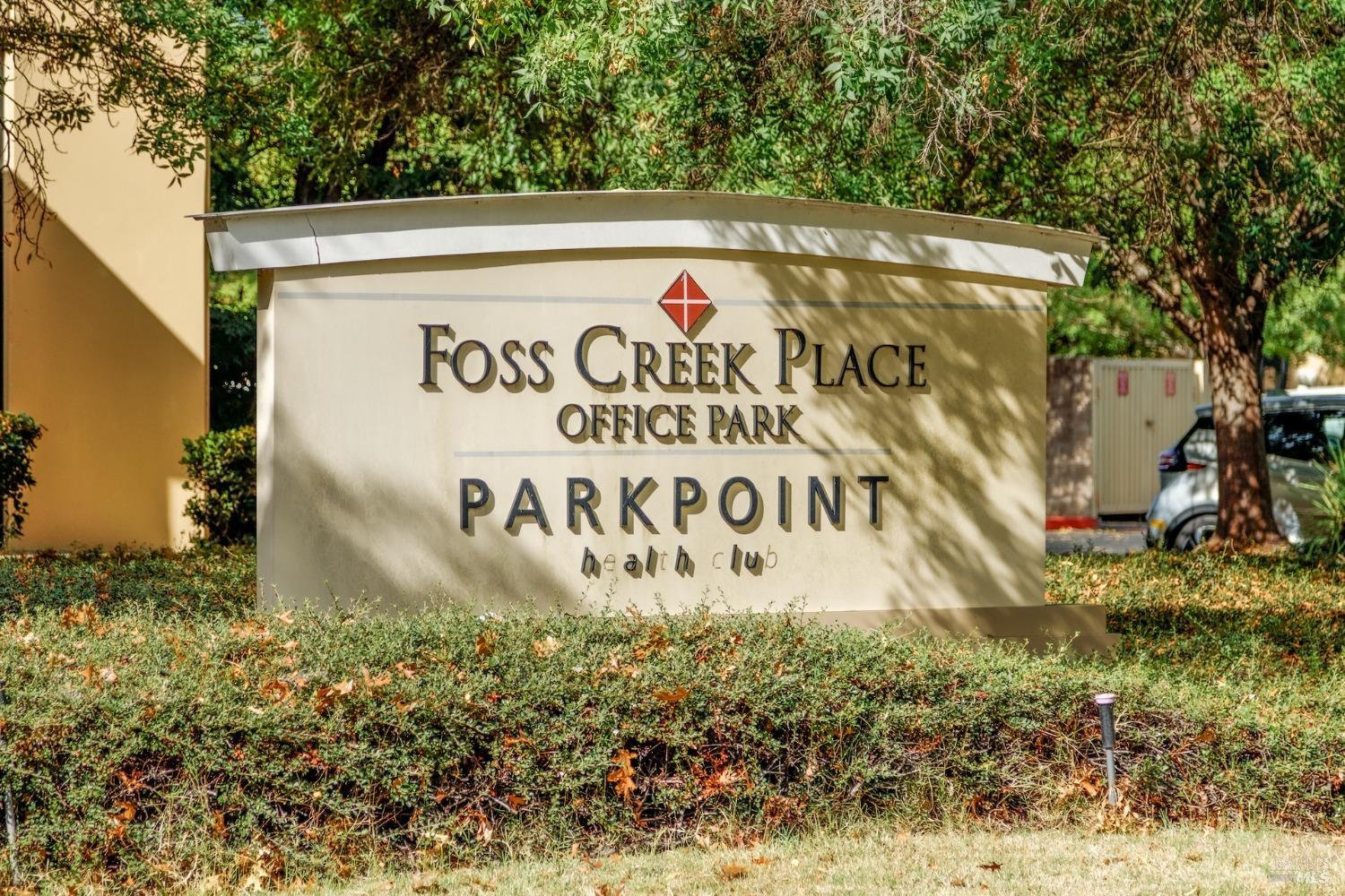 225 Foss Creek Cir