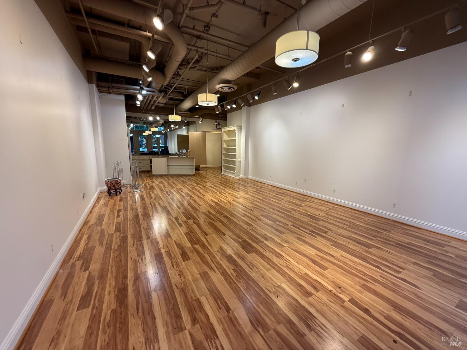 311 Healdsburg Avenue