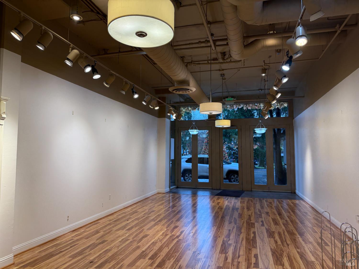 311 Healdsburg Avenue