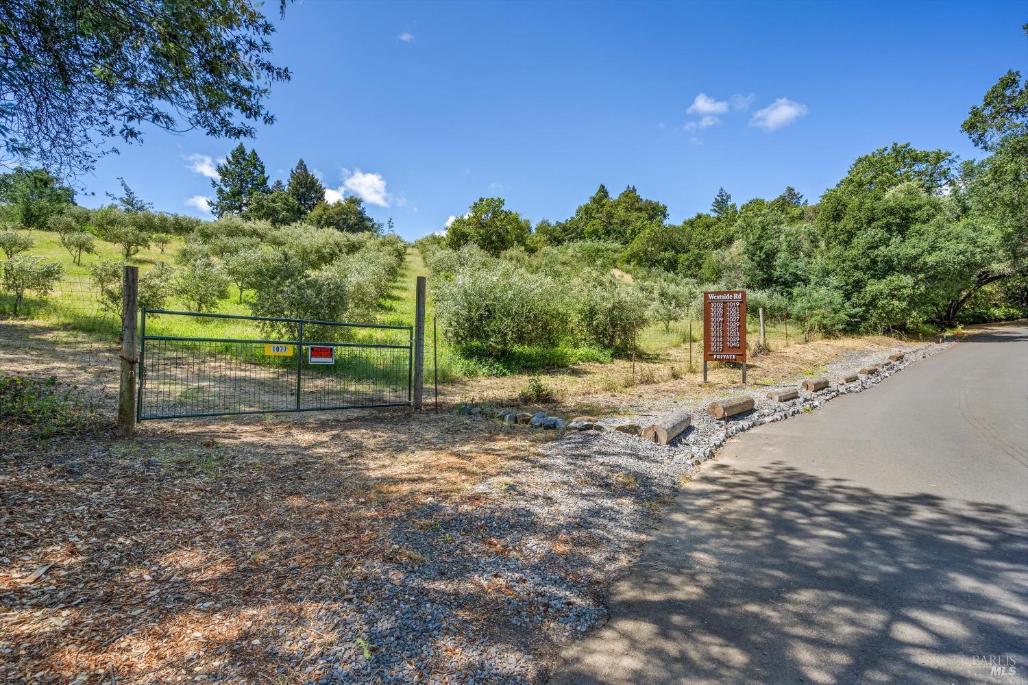 1077 Westside Road