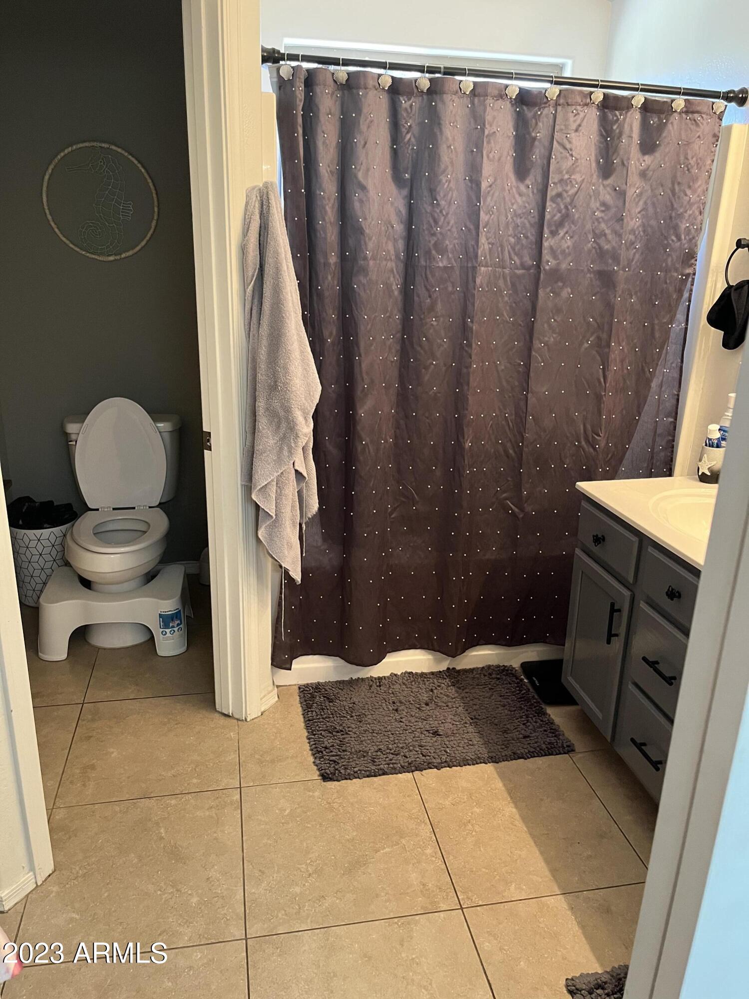 14041 W TWO GUNS Trail