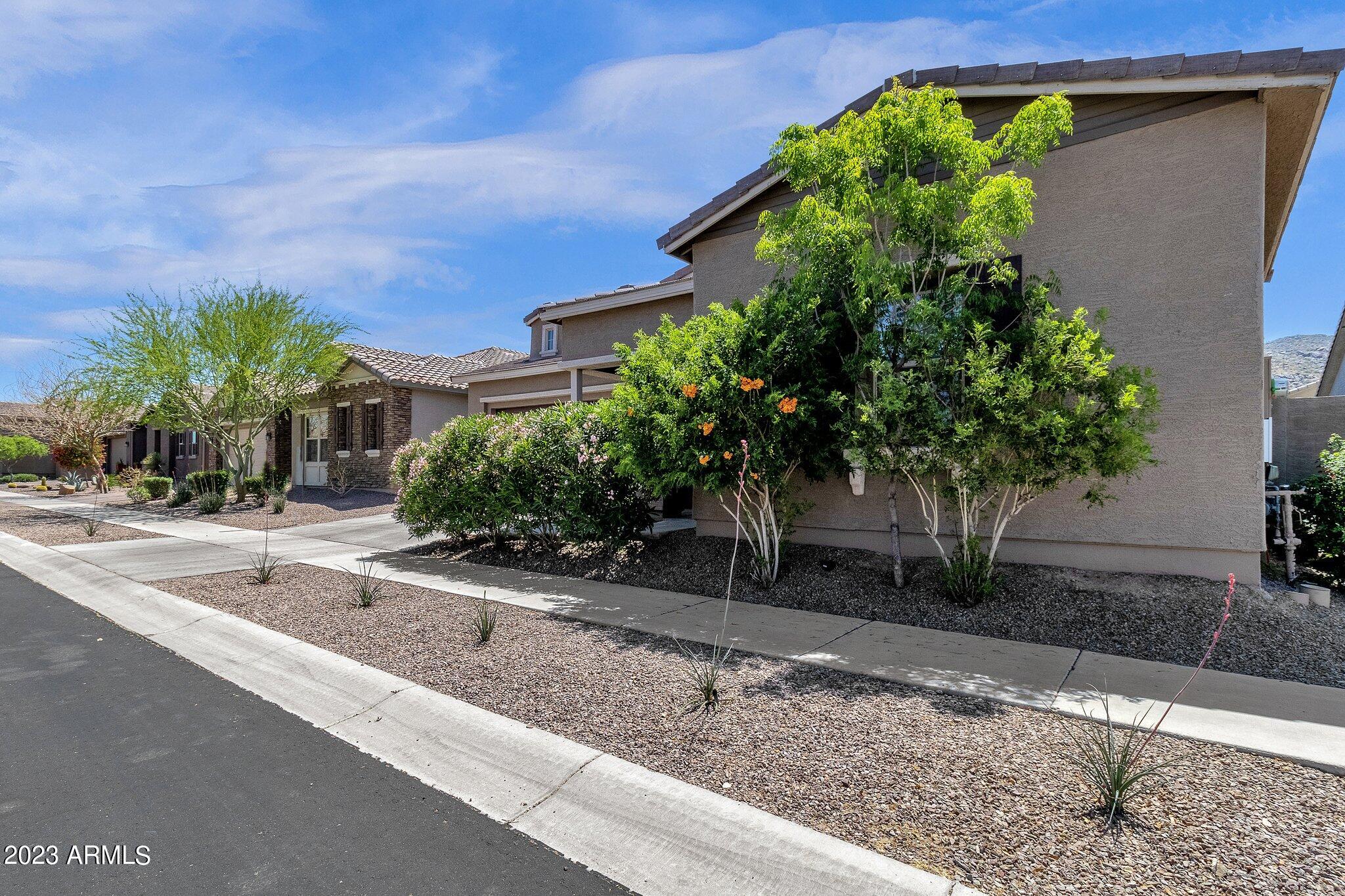 1417 E PEDRO Road