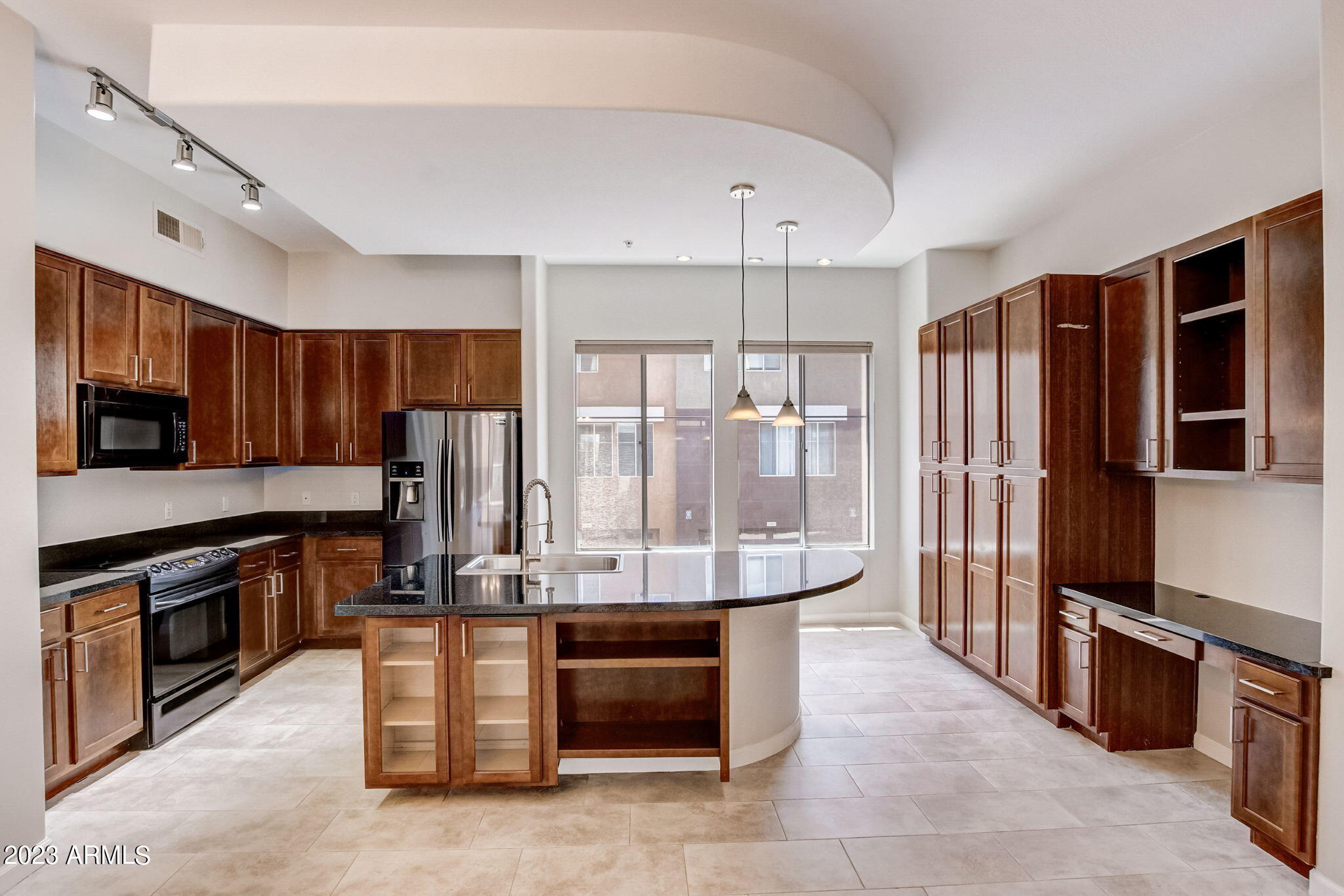 6605 N 93RD Avenue, 1028