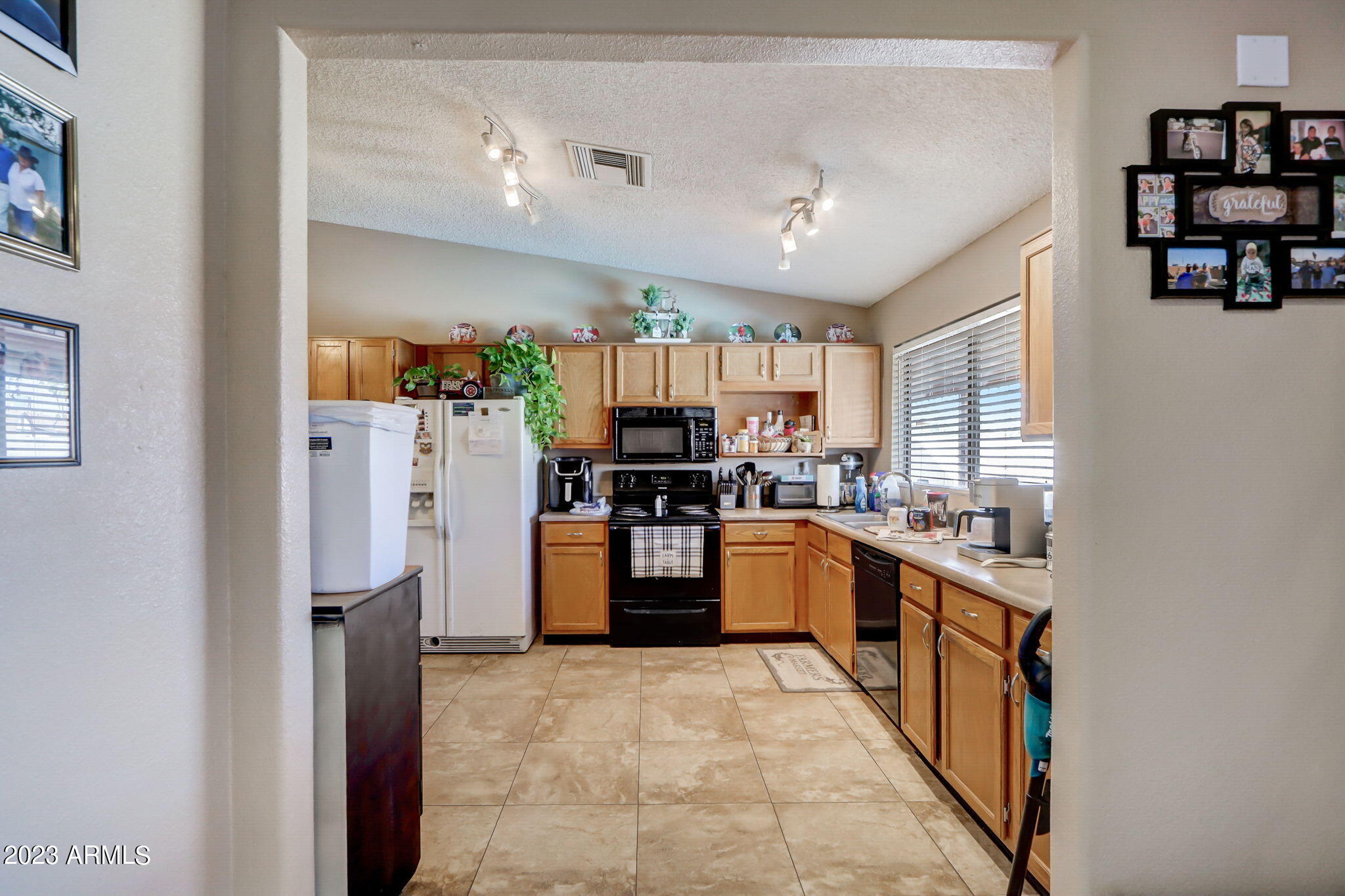 5301 W ASTER Drive