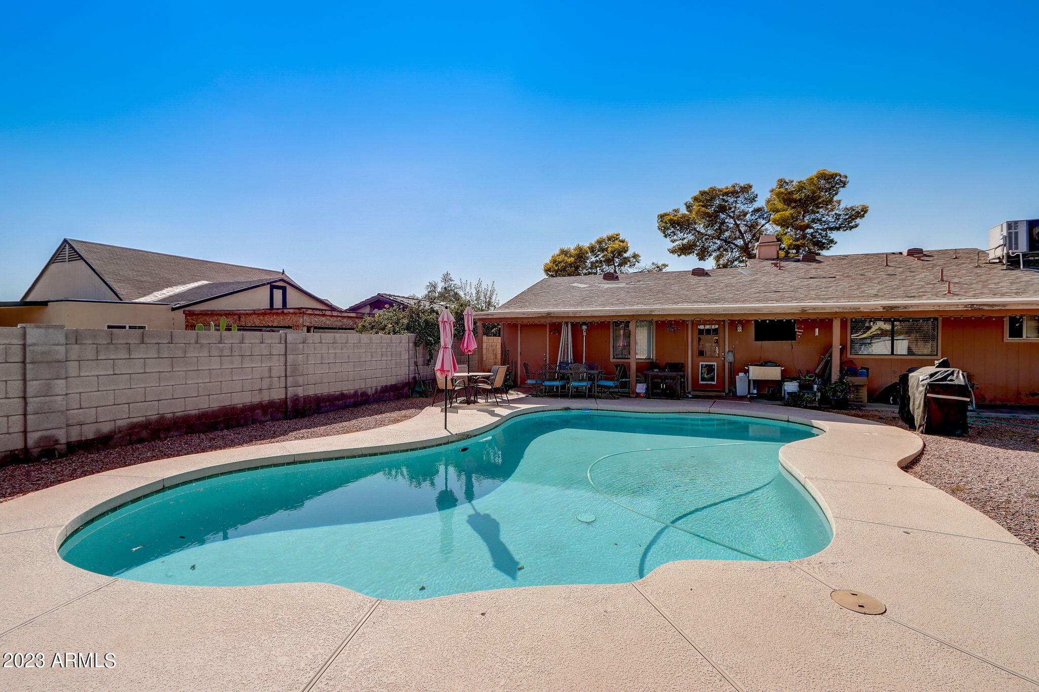 5301 W ASTER Drive