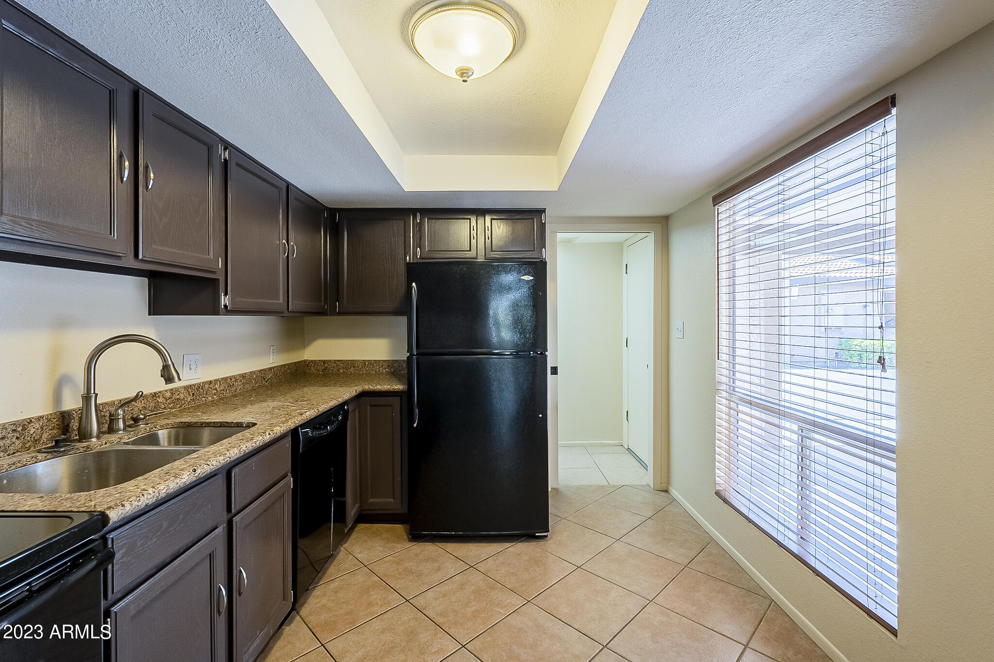 3033 N 37TH Street, 13