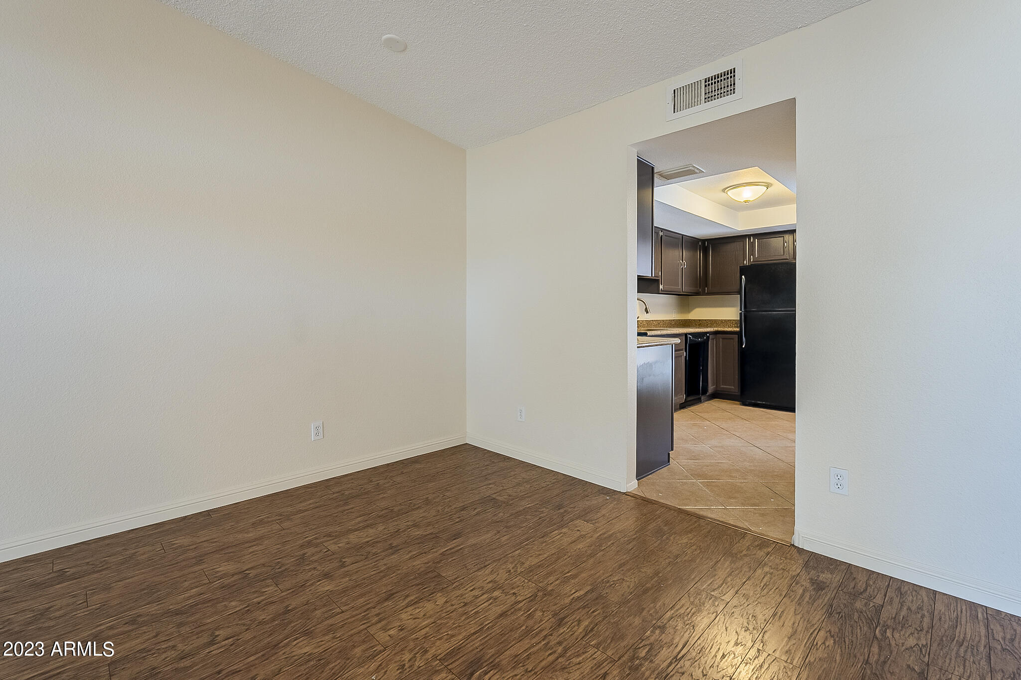 3033 N 37TH Street, 13