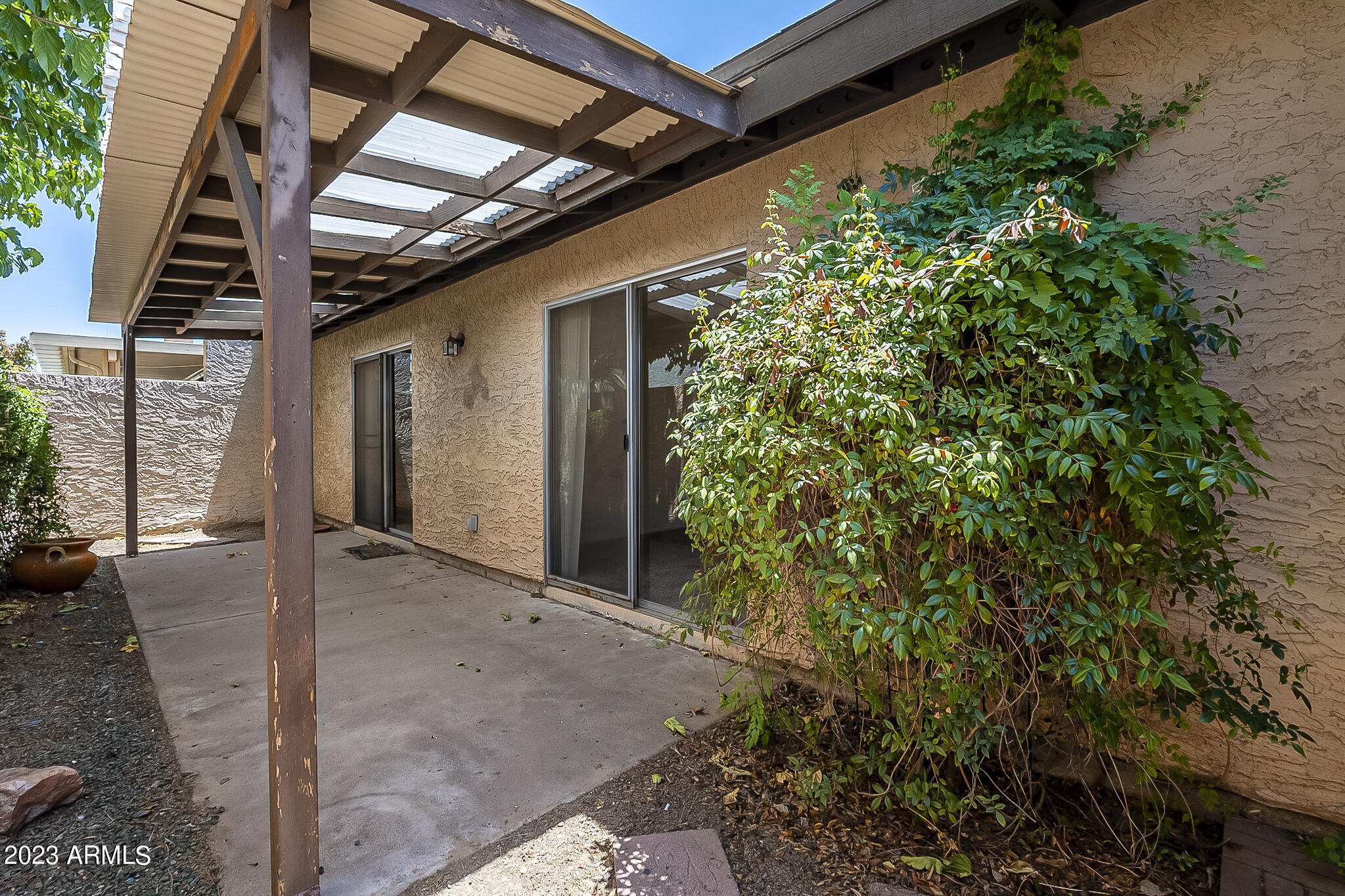 3033 N 37TH Street, 13
