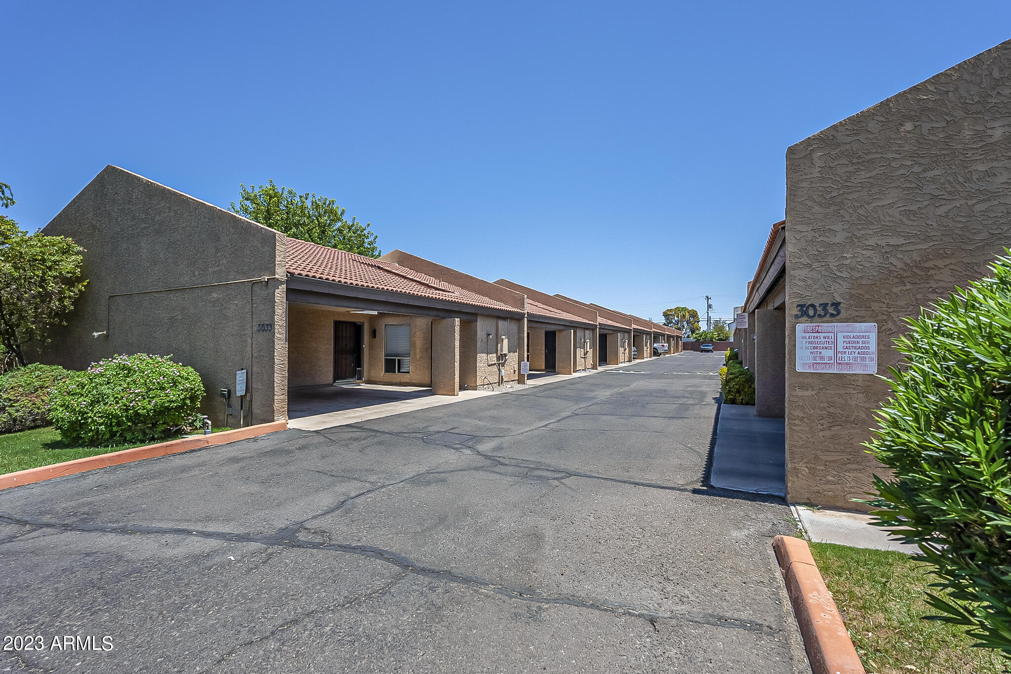 3033 N 37TH Street, 13