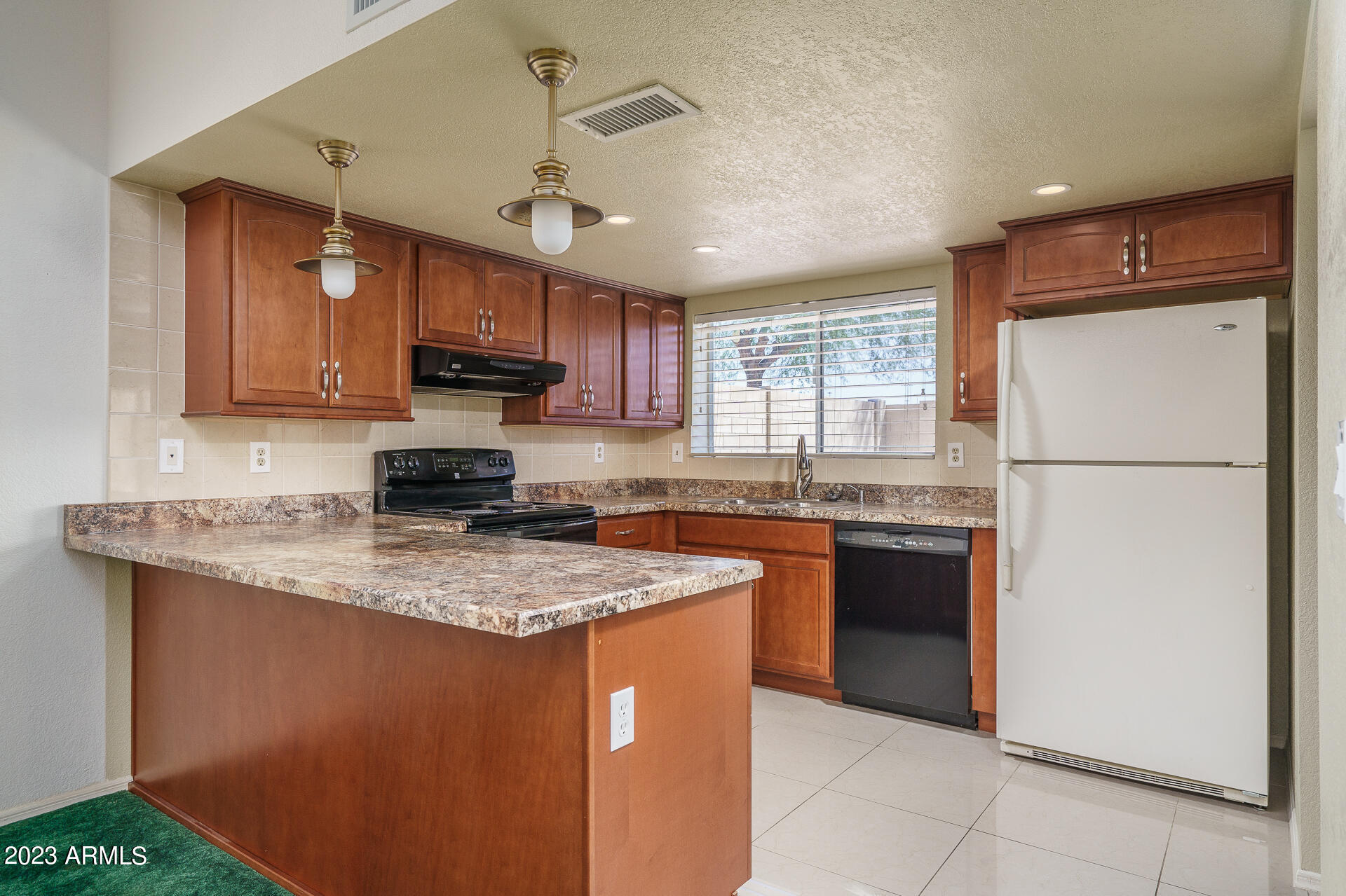 8501 N 83RD Drive