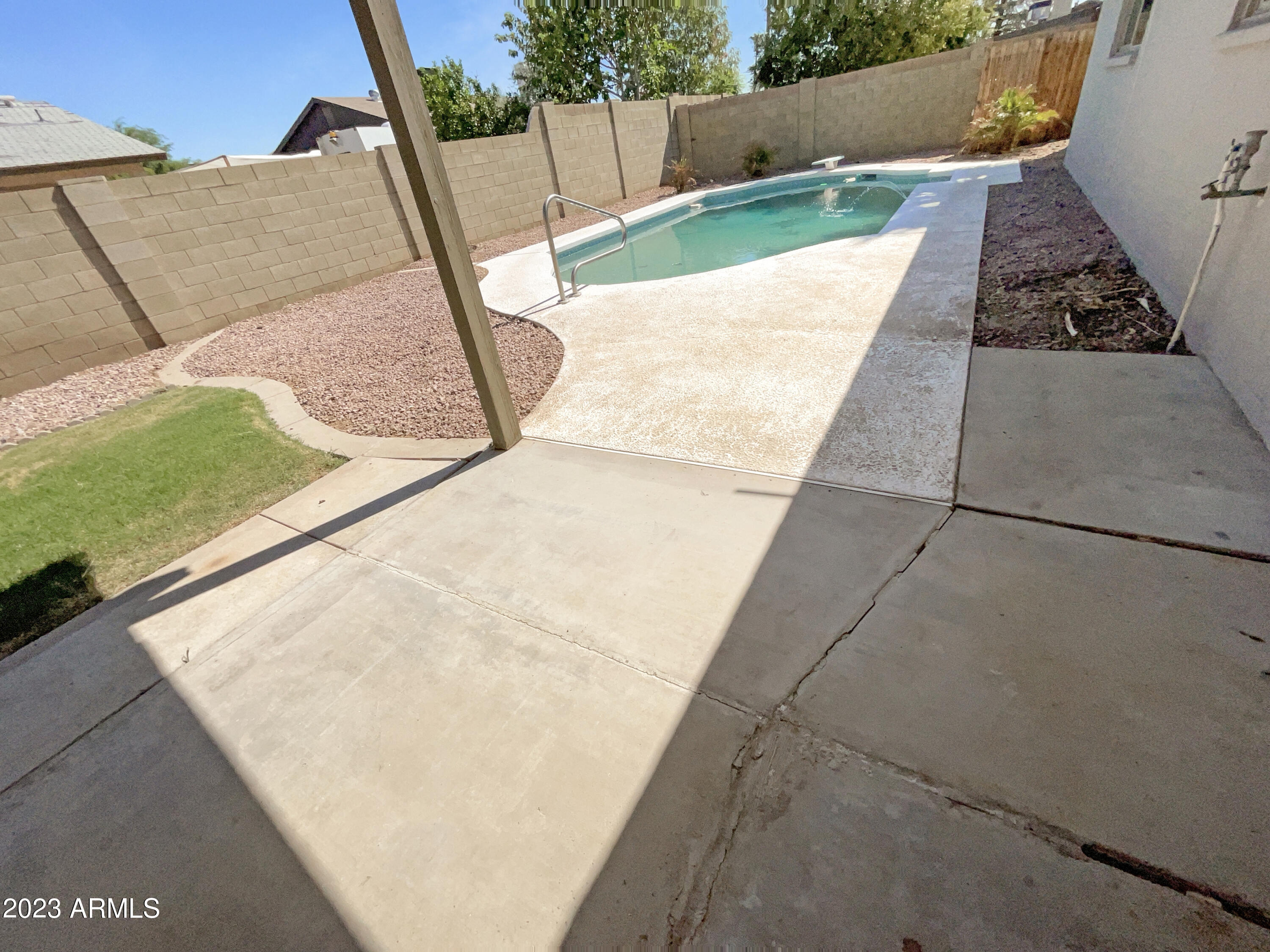 1956 W ANGELA Drive