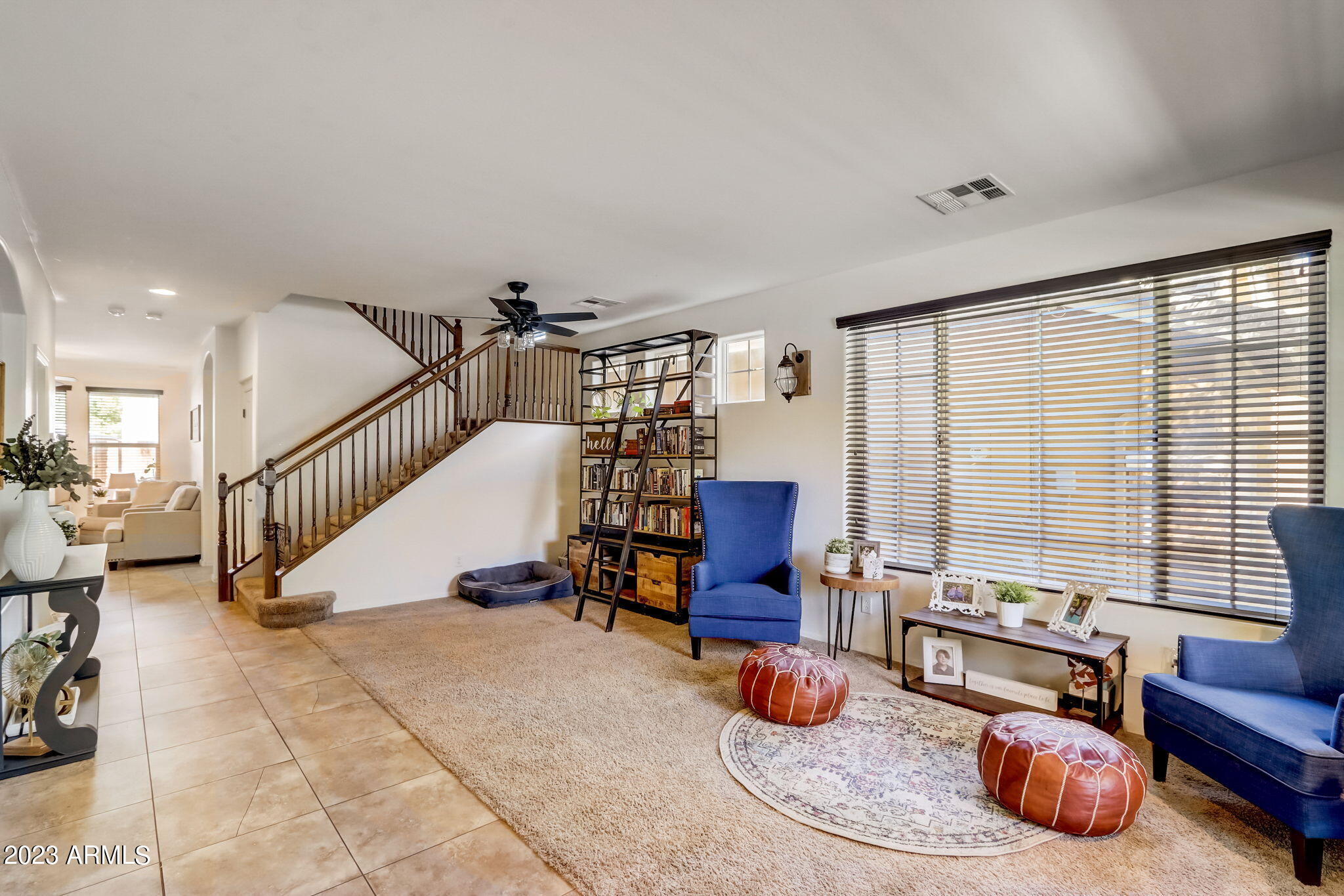 3412 E ROBIN Lane