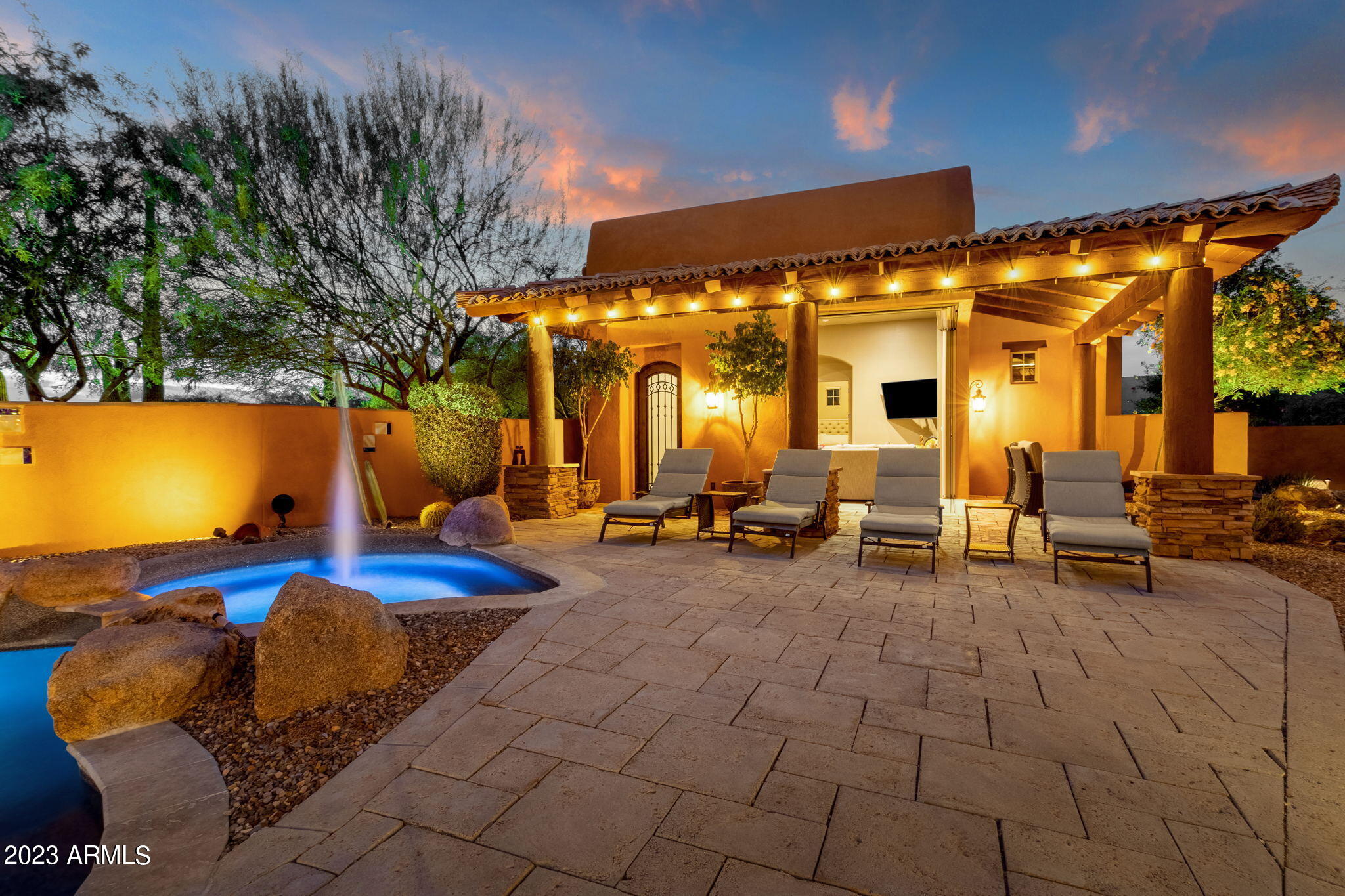35585 N CANYON CROSSINGS Drive