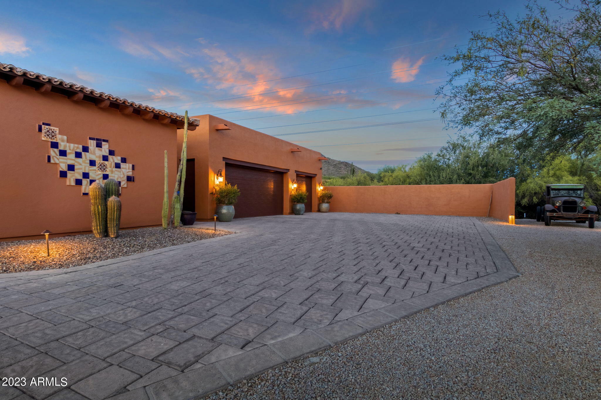 35585 N CANYON CROSSINGS Drive