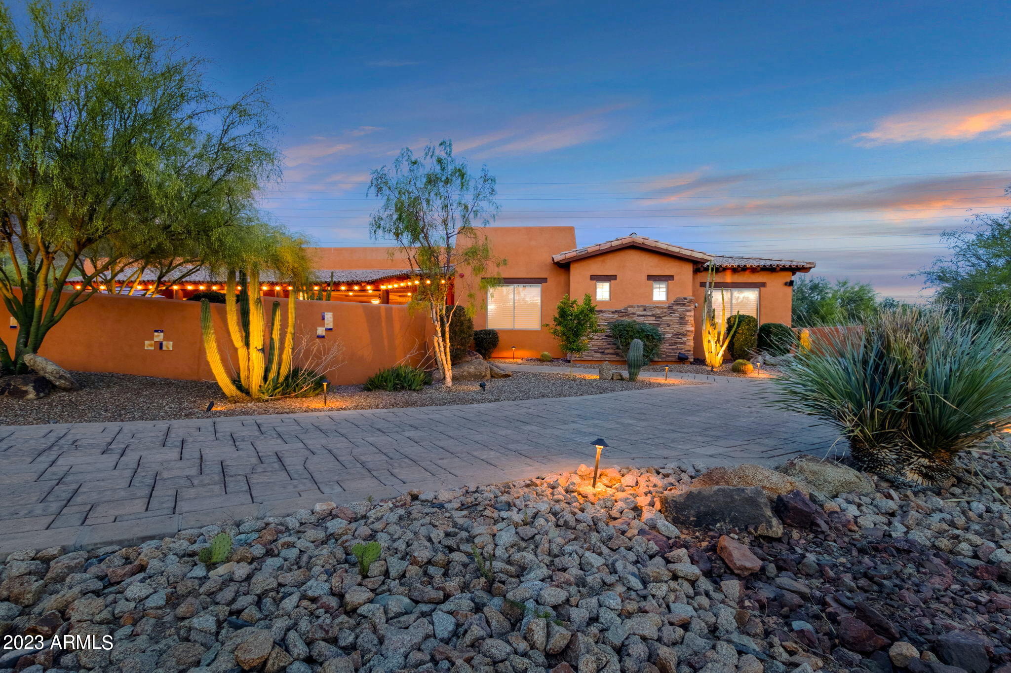 35585 N CANYON CROSSINGS Drive