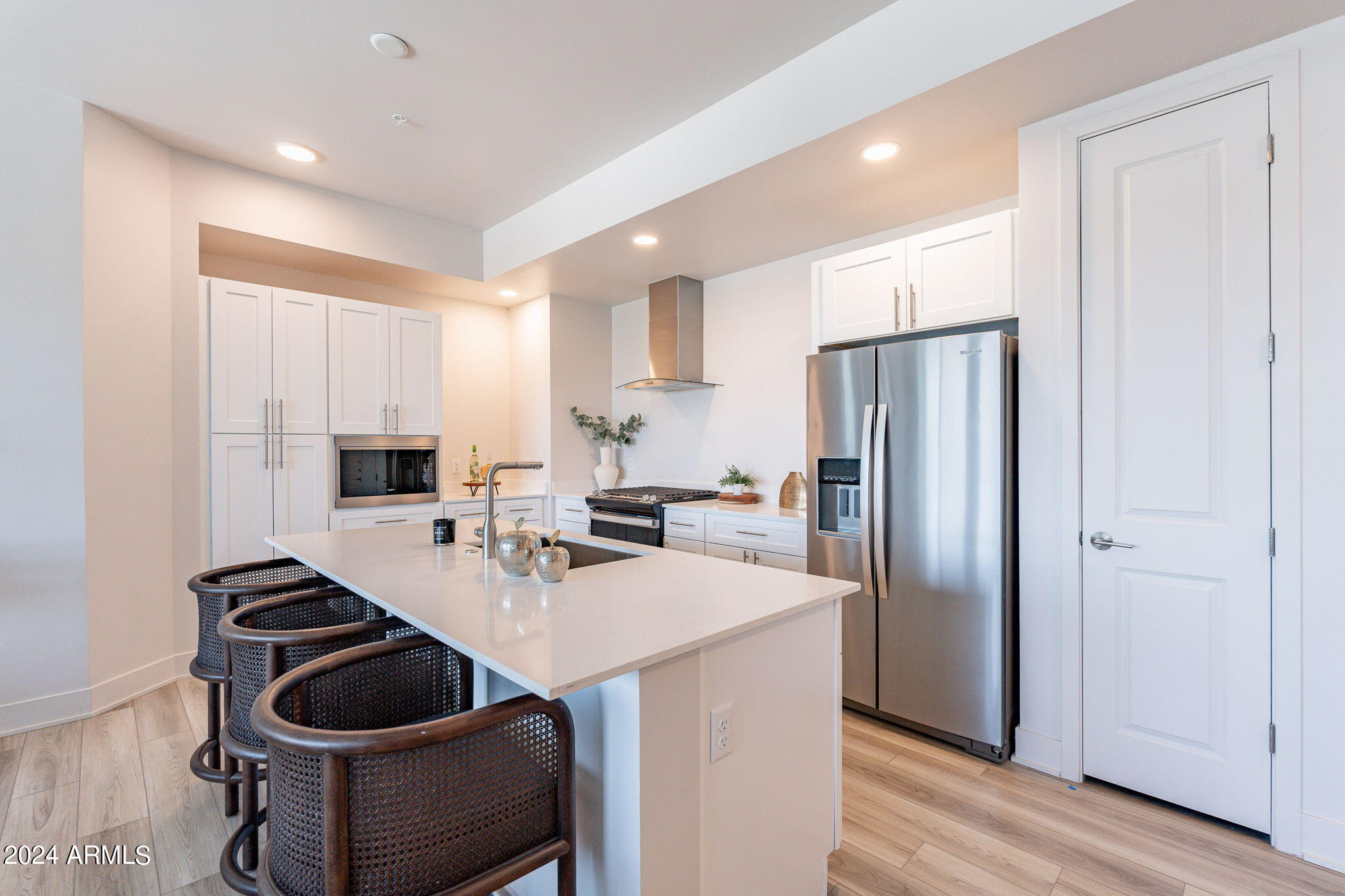 3131 N CENTRAL Avenue, 3014