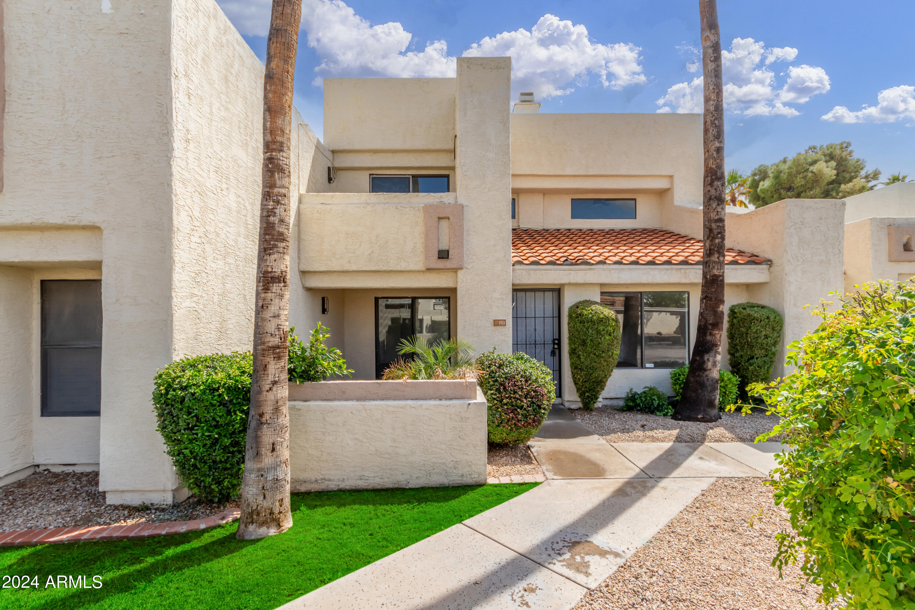 751 E LOLA Drive