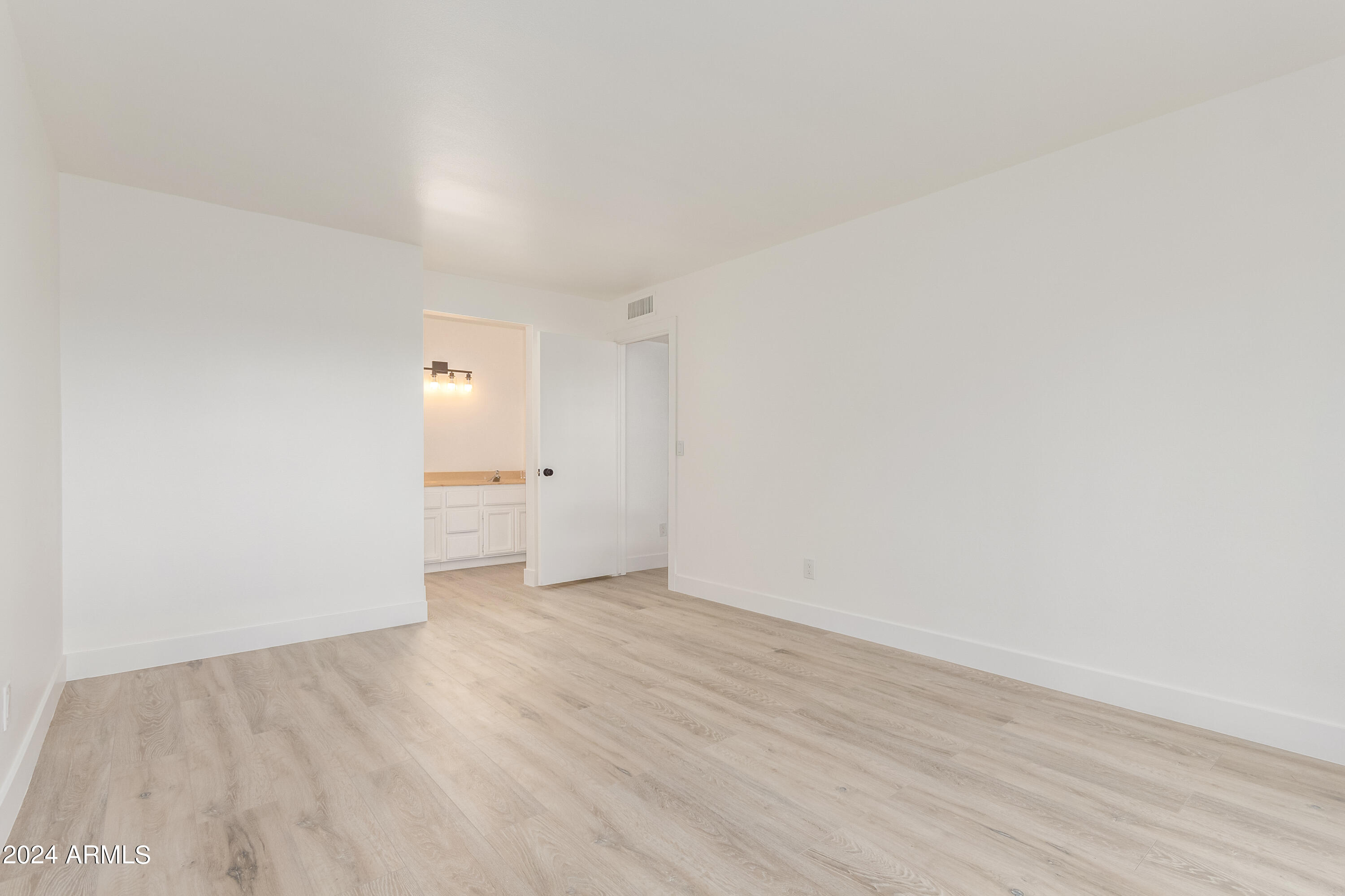 751 E LOLA Drive