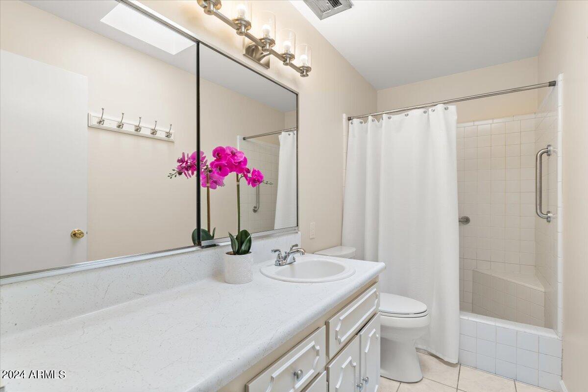 4818 N 78TH Place