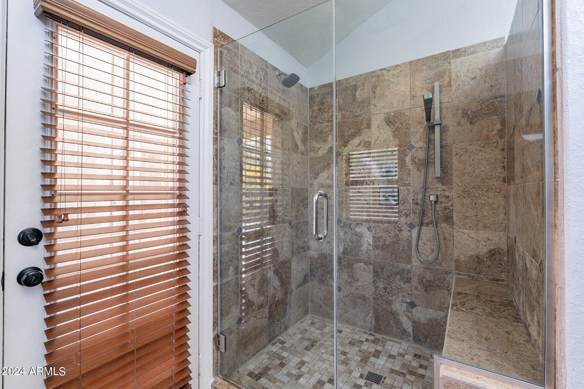 4307 W TOPEKA Drive