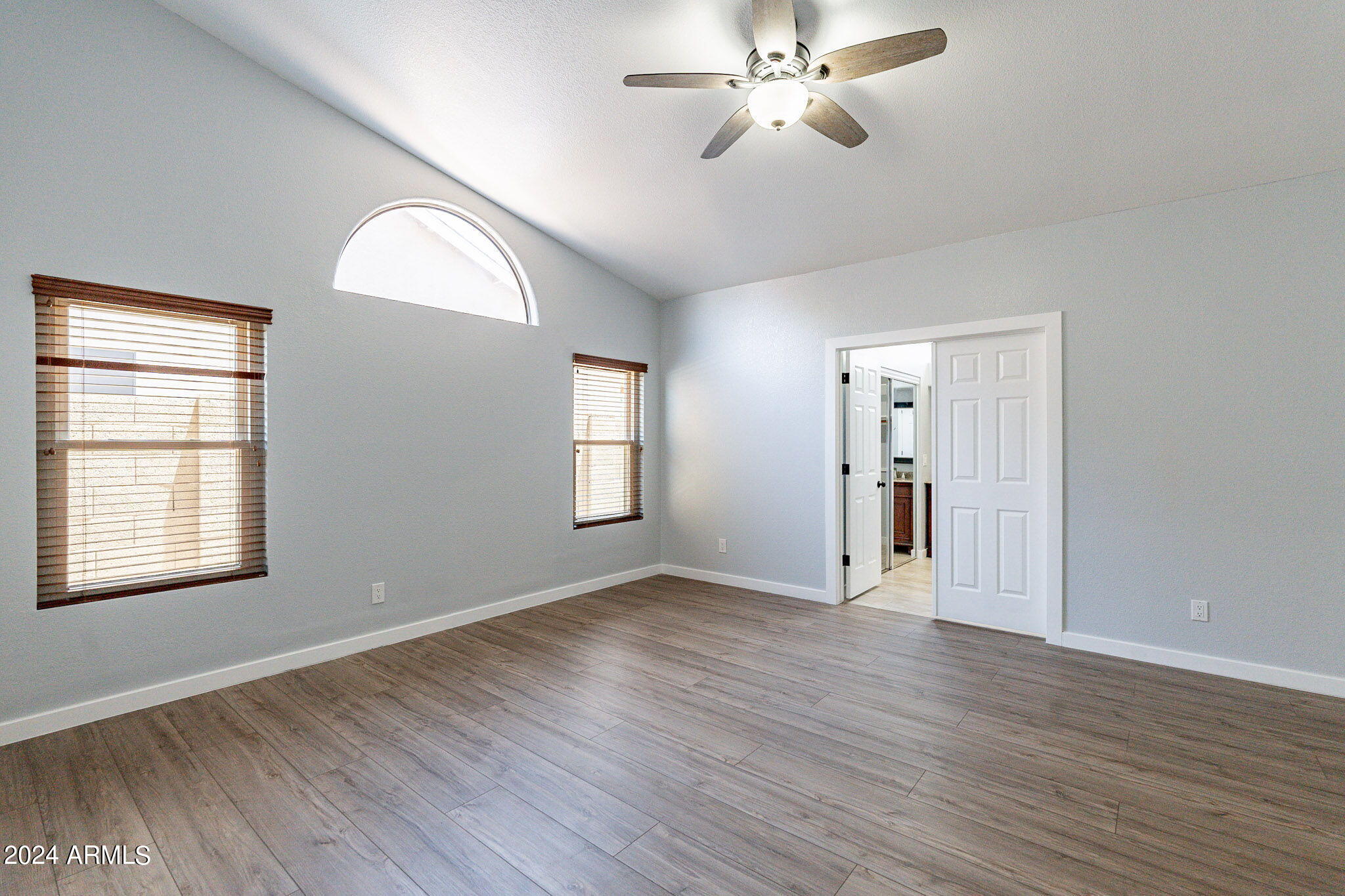 4307 W TOPEKA Drive