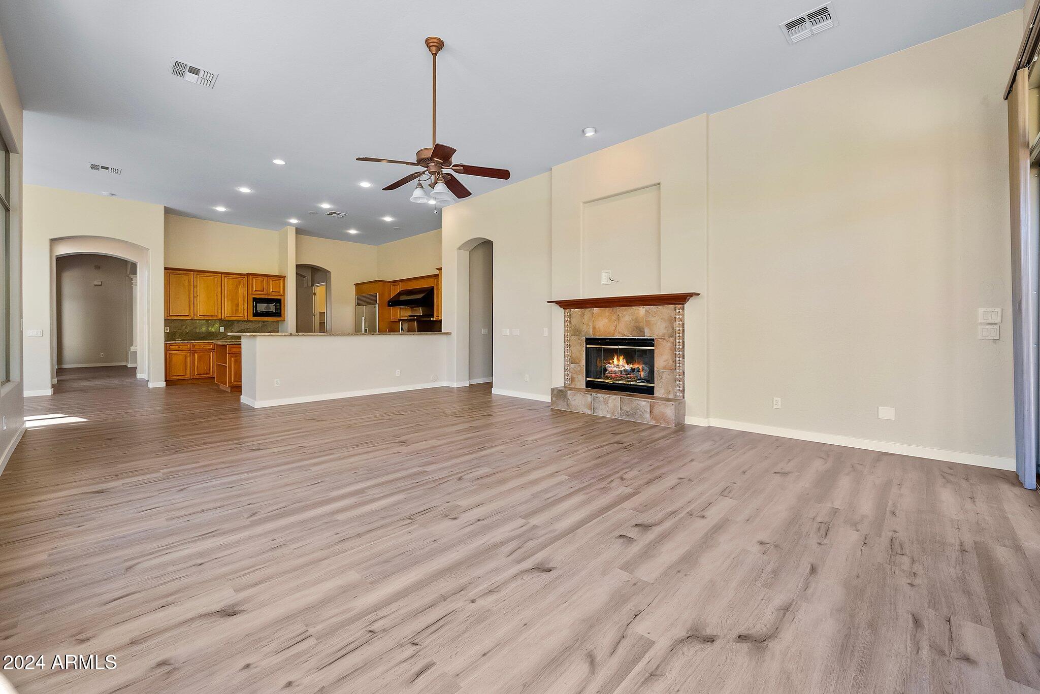 3454 E INGLEWOOD Circle
