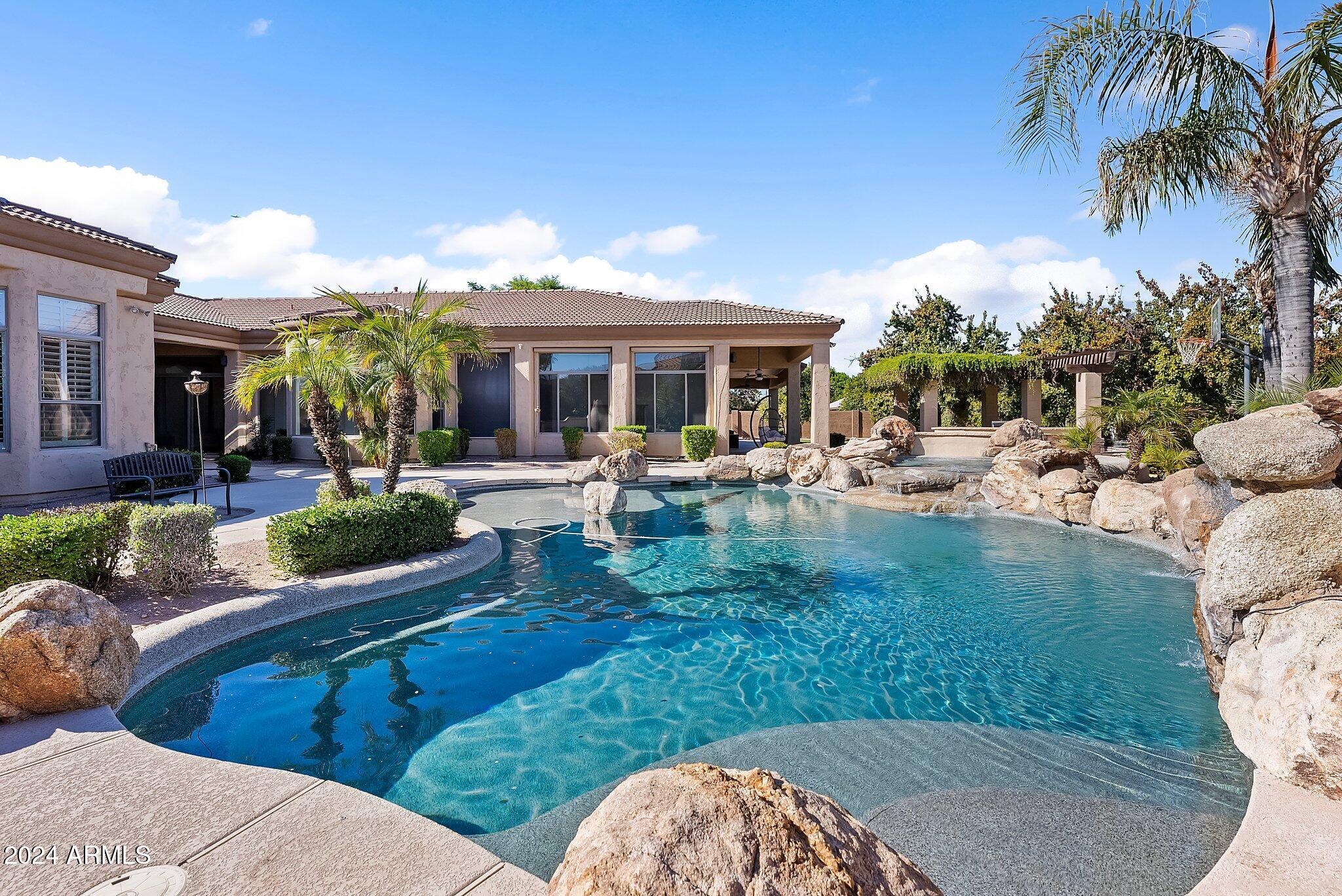 3454 E INGLEWOOD Circle