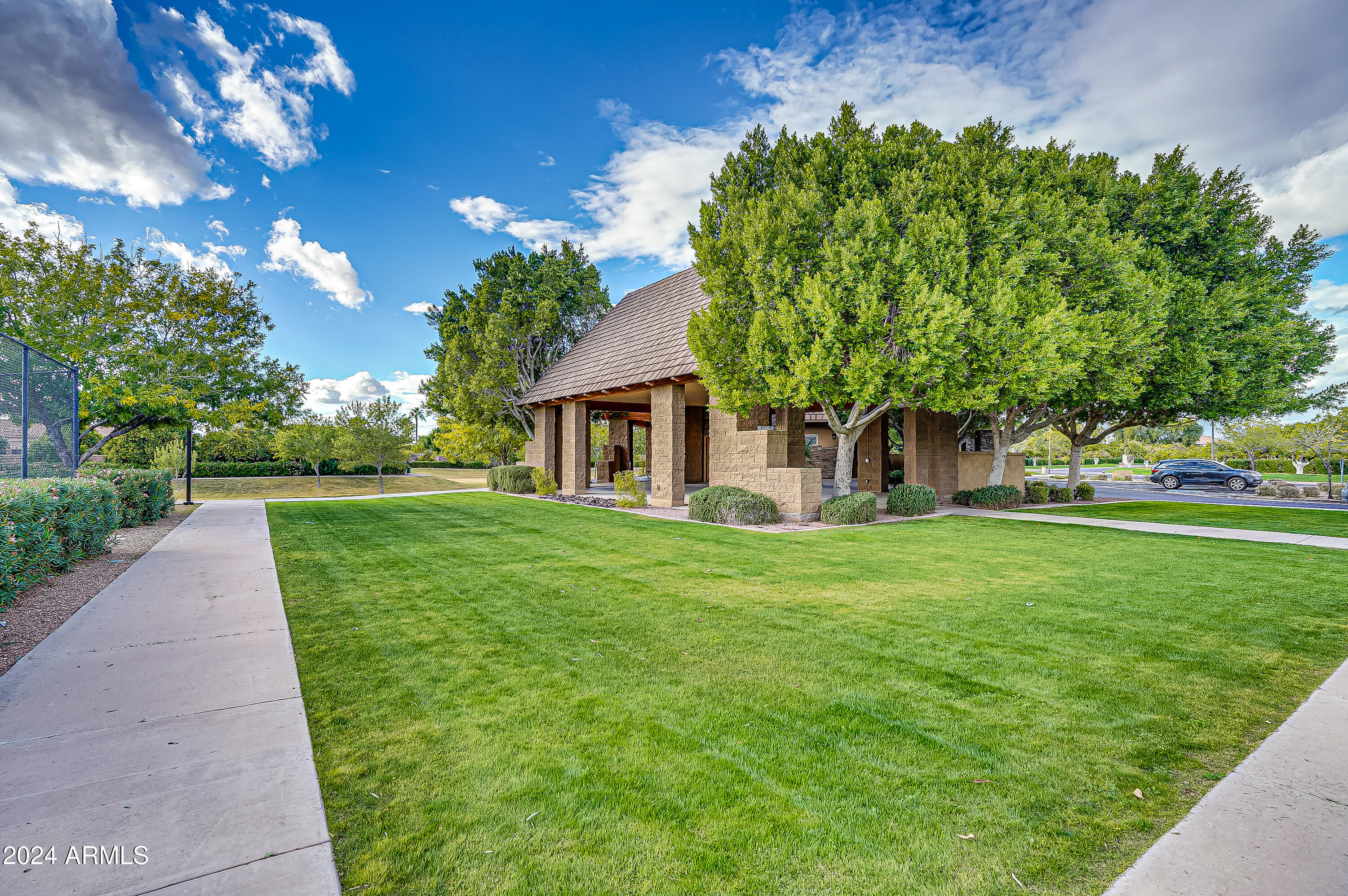 3454 E INGLEWOOD Circle
