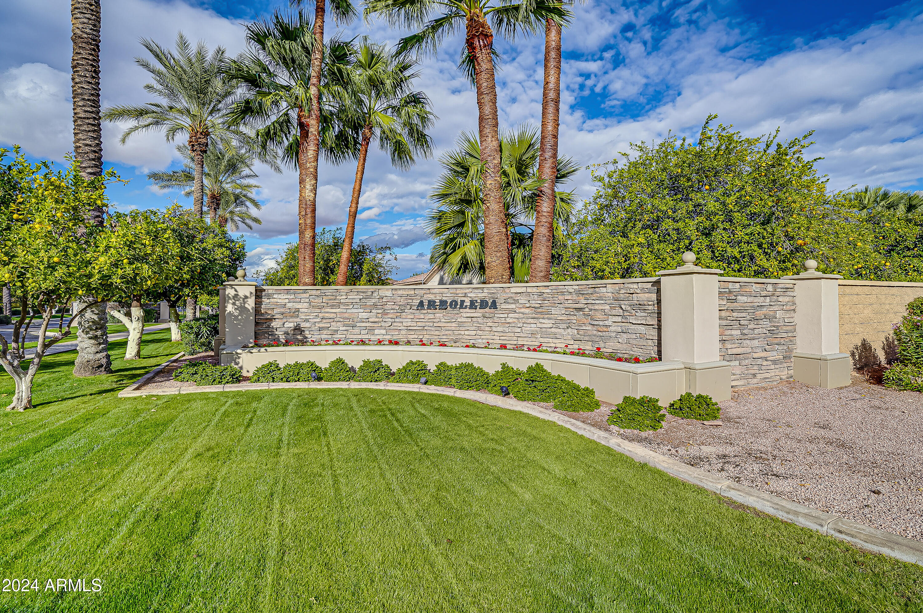 3454 E INGLEWOOD Circle