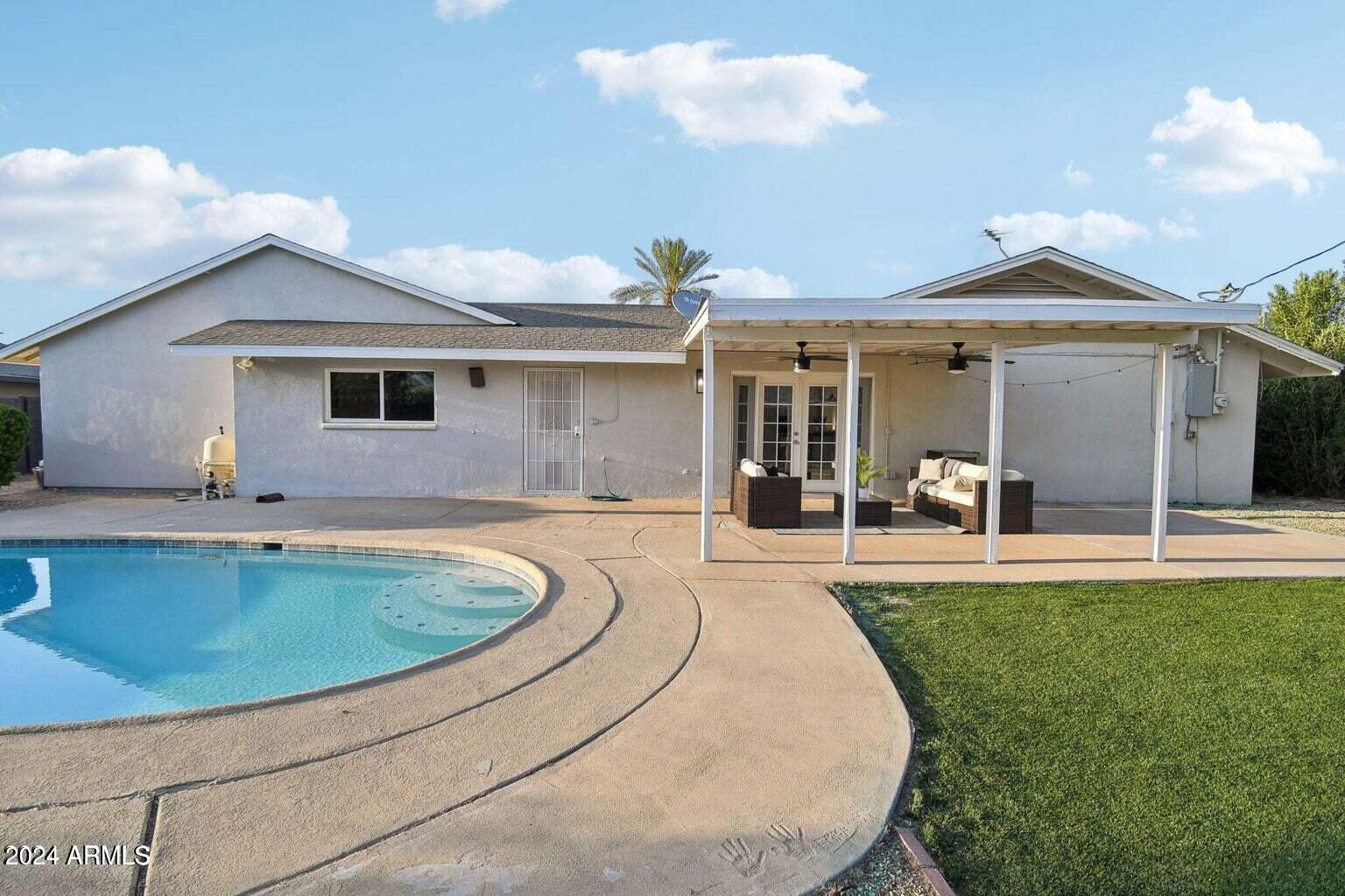 8313 E RANCHO VISTA Drive
