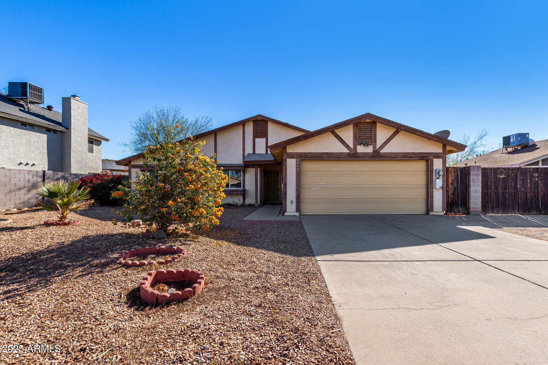 7517 W Desert Cove Avenue
