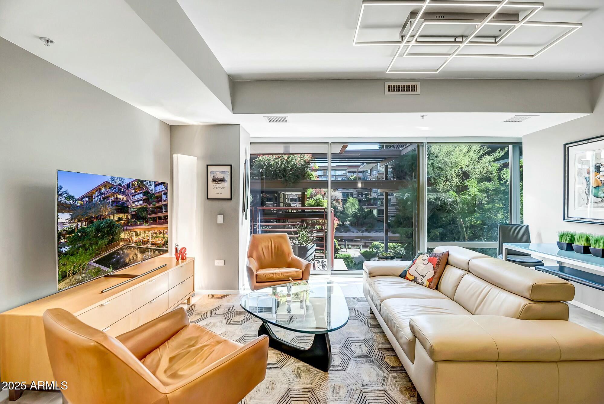 7131 E RANCHO VISTA Drive, 3002