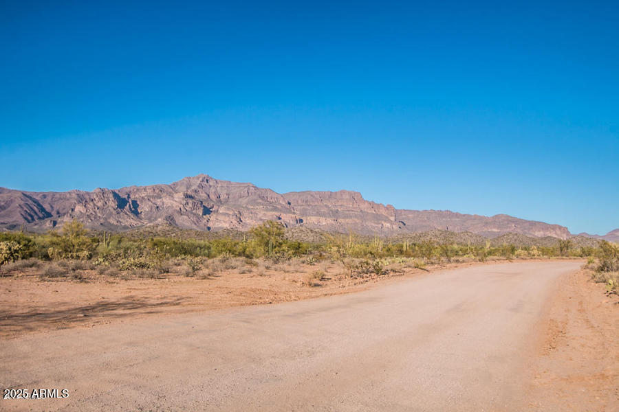 9900 E DESERT TRAIL Lane