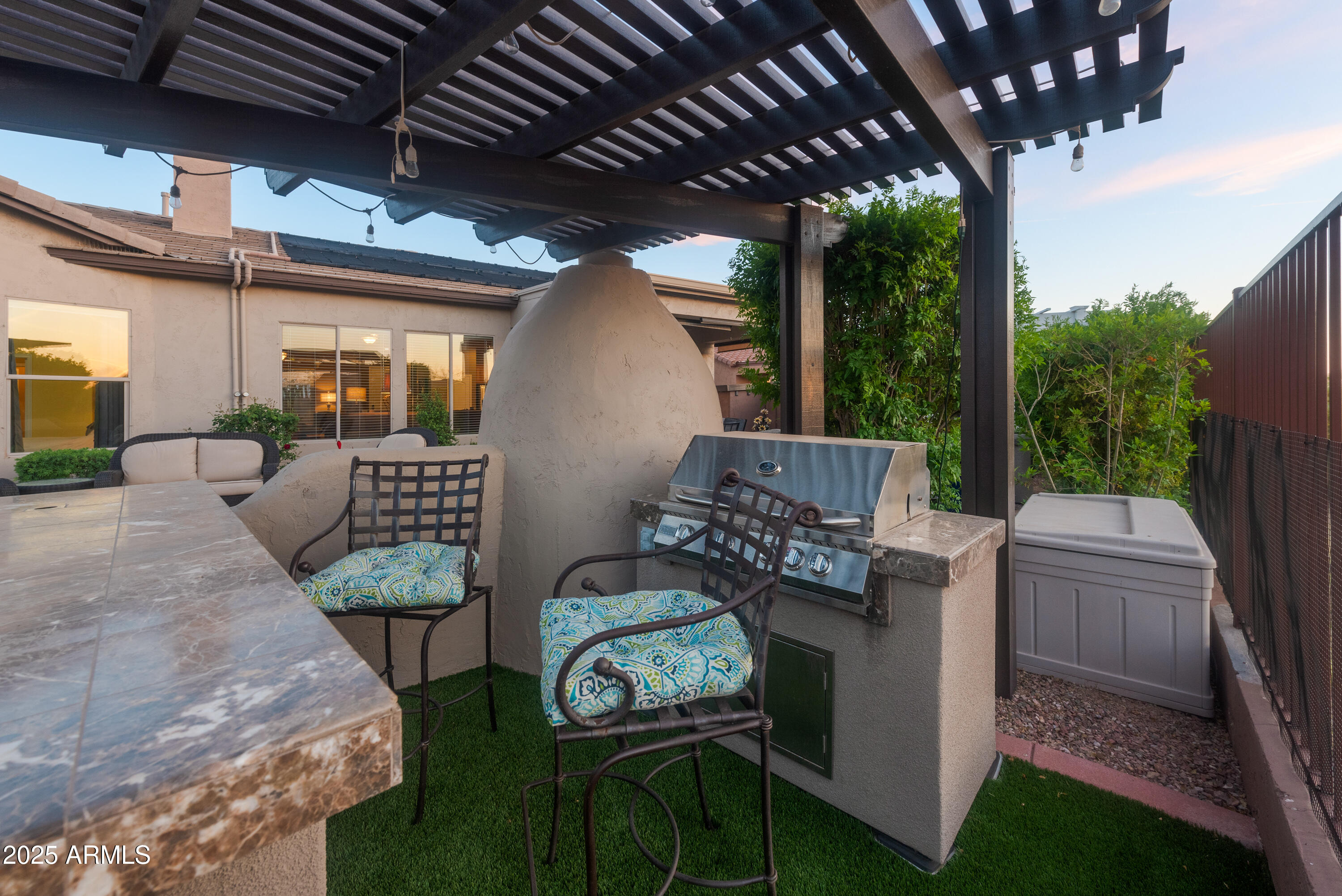 9900 E DESERT TRAIL Lane