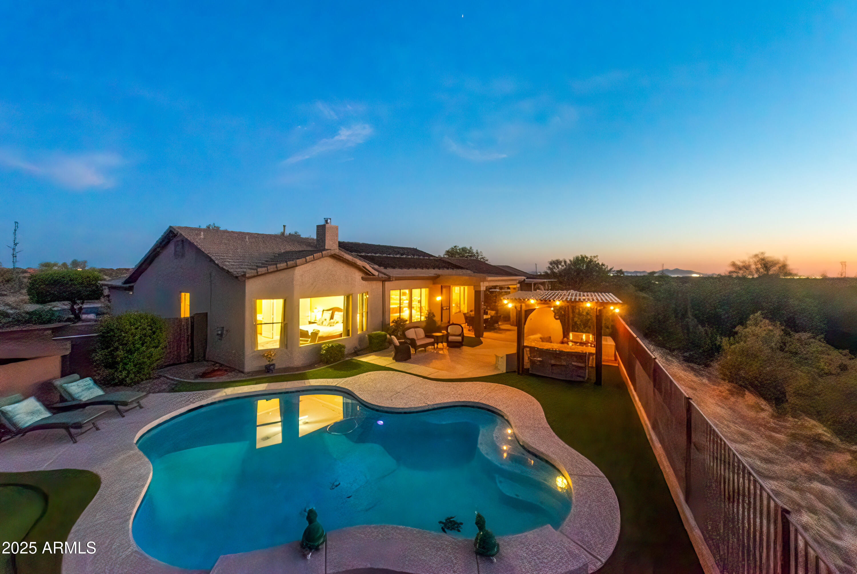 9900 E DESERT TRAIL Lane