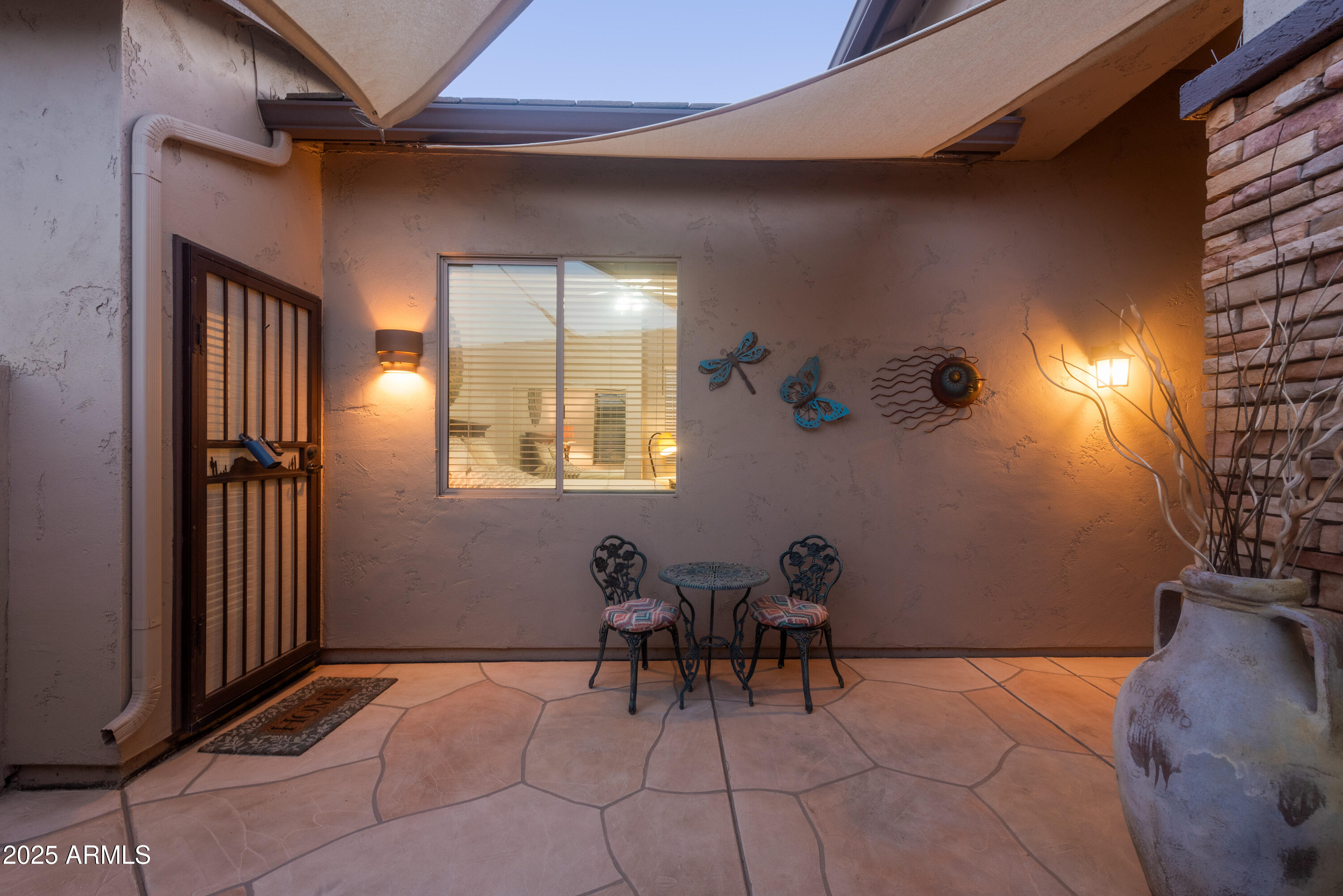 9900 E DESERT TRAIL Lane