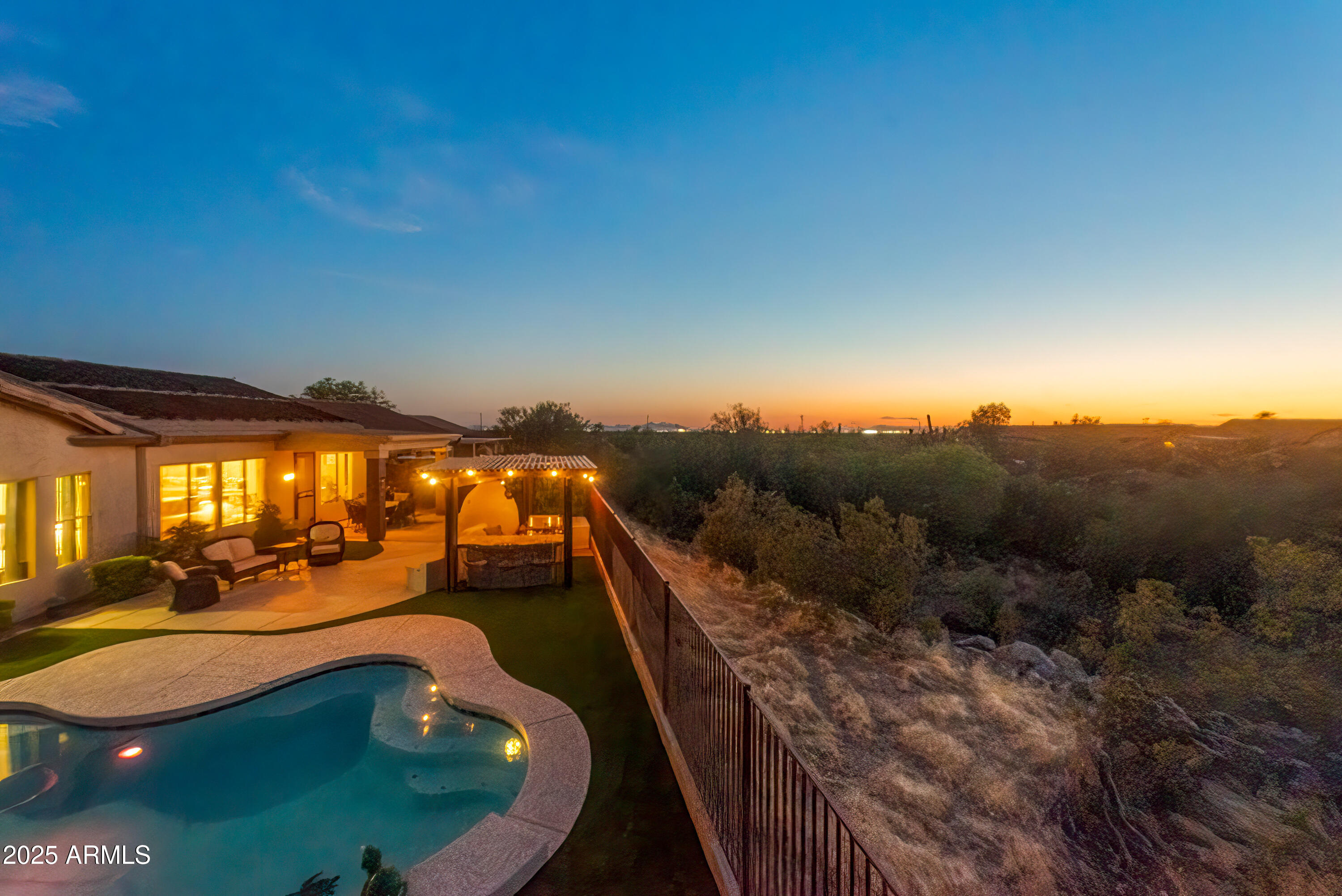 9900 E DESERT TRAIL Lane