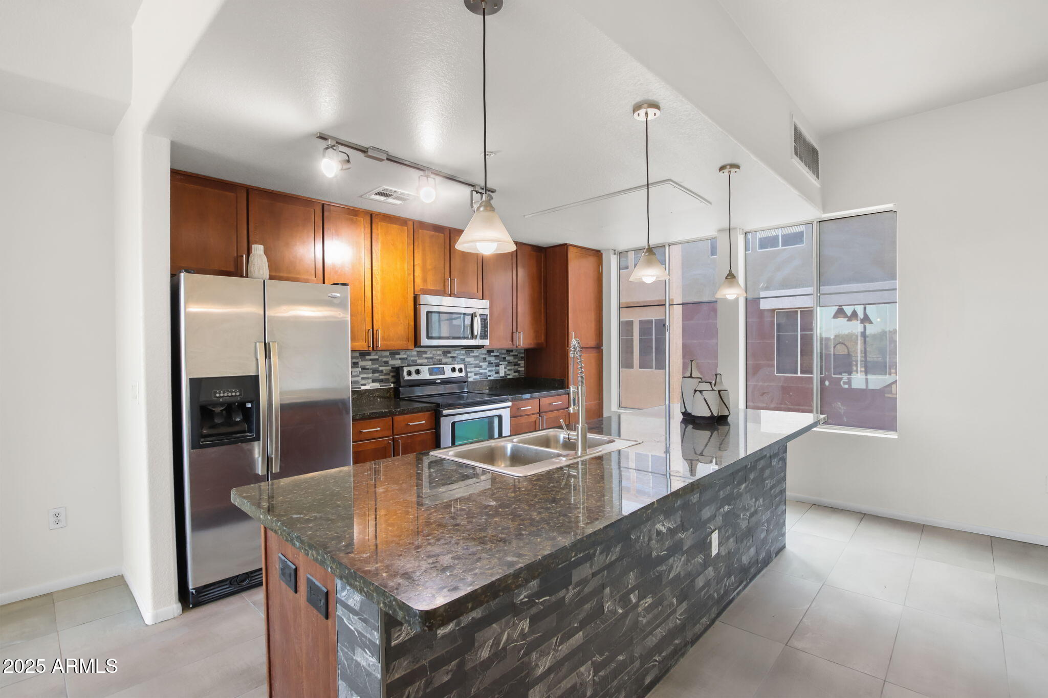6745 N 93RD Avenue, 1138