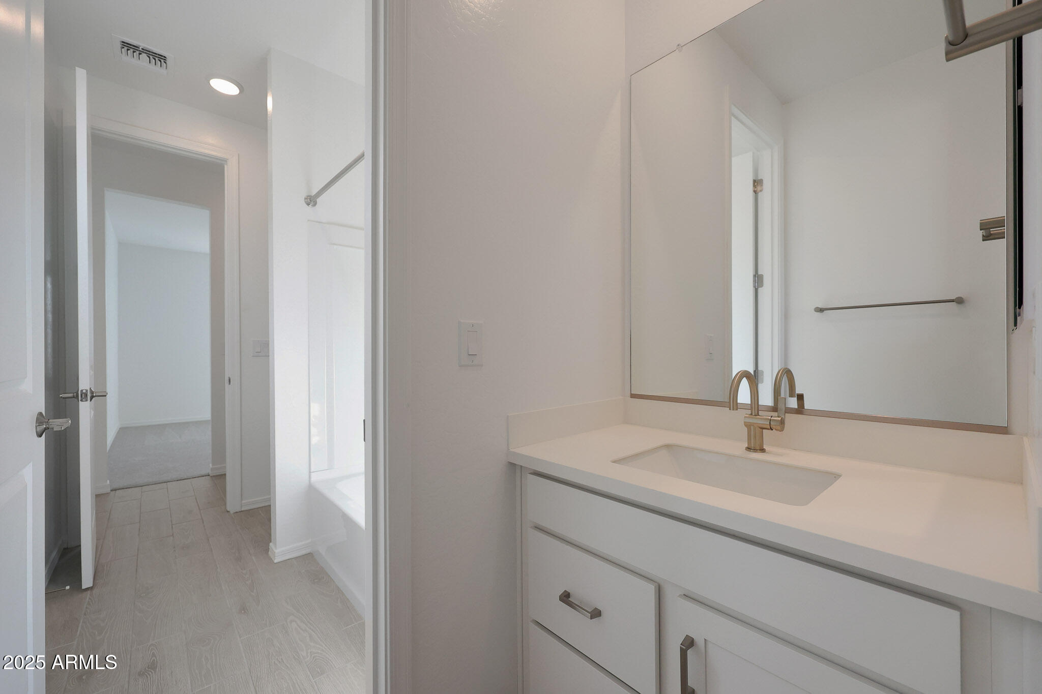 24224 W AGORA Lane