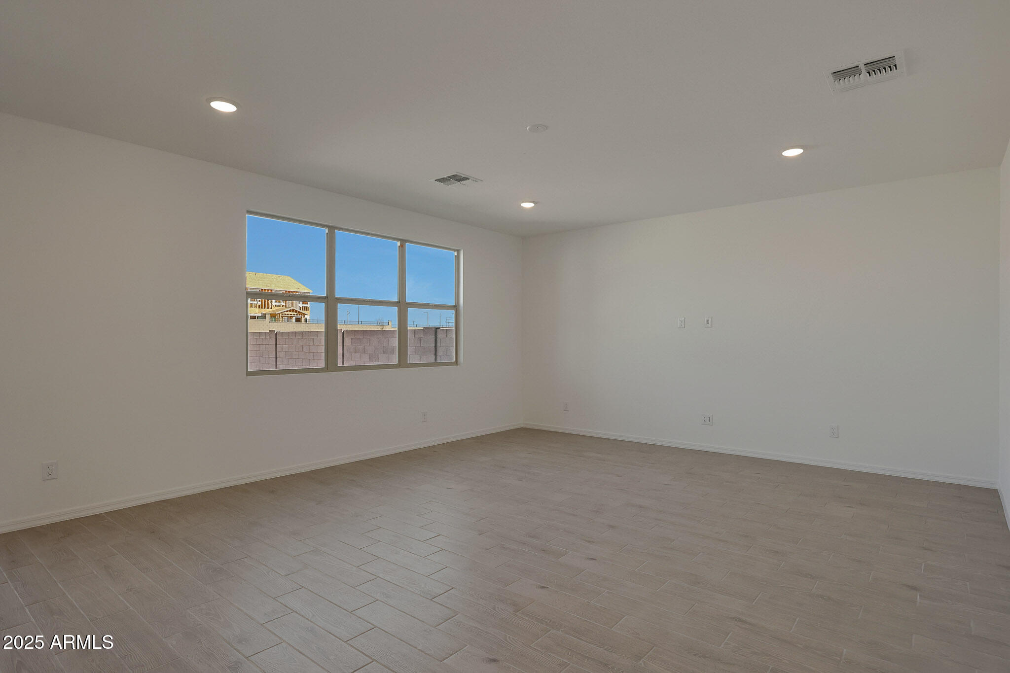 24224 W AGORA Lane